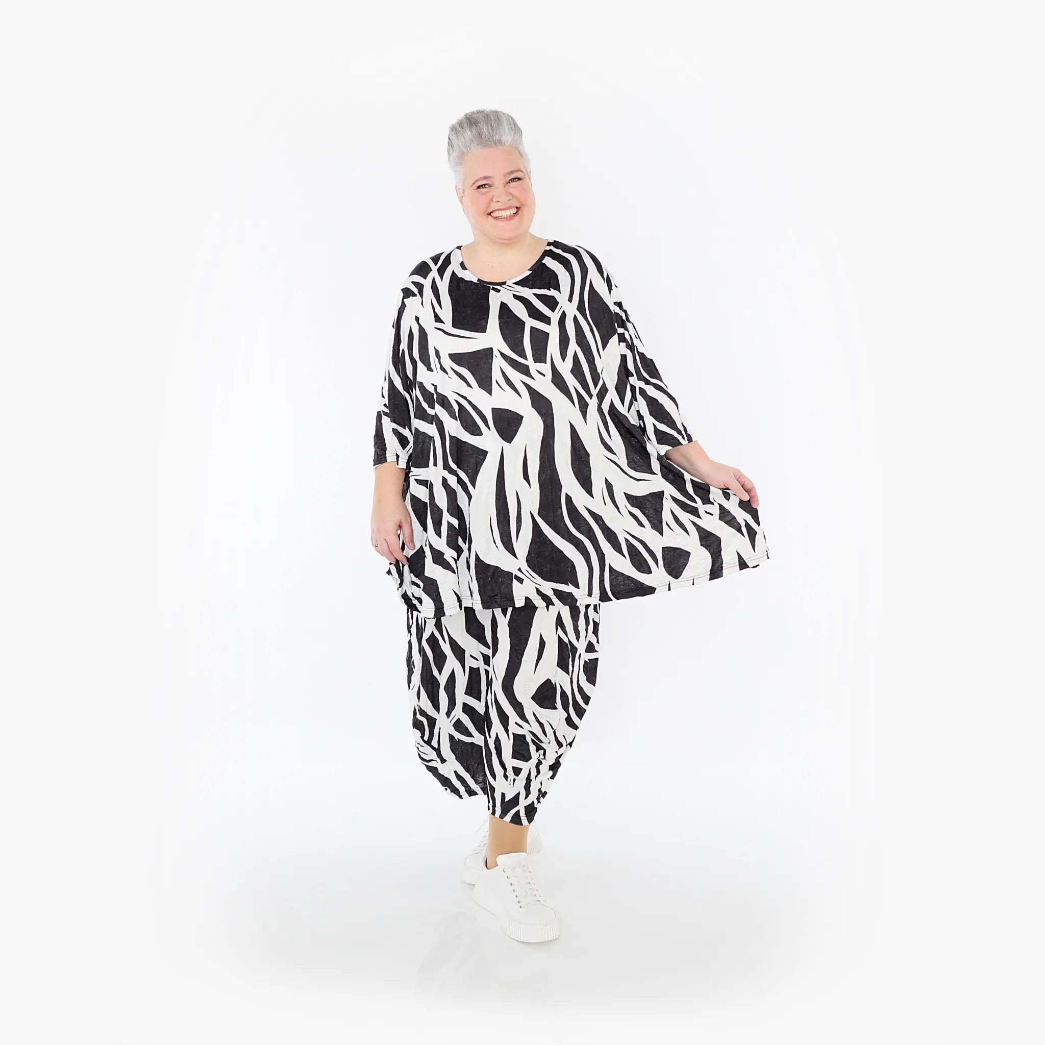  A-Form Bigshirt von AKH Fashion aus Viskose, 1460.00593, Schwarz/Weiß, Zebra, Ausgefallen