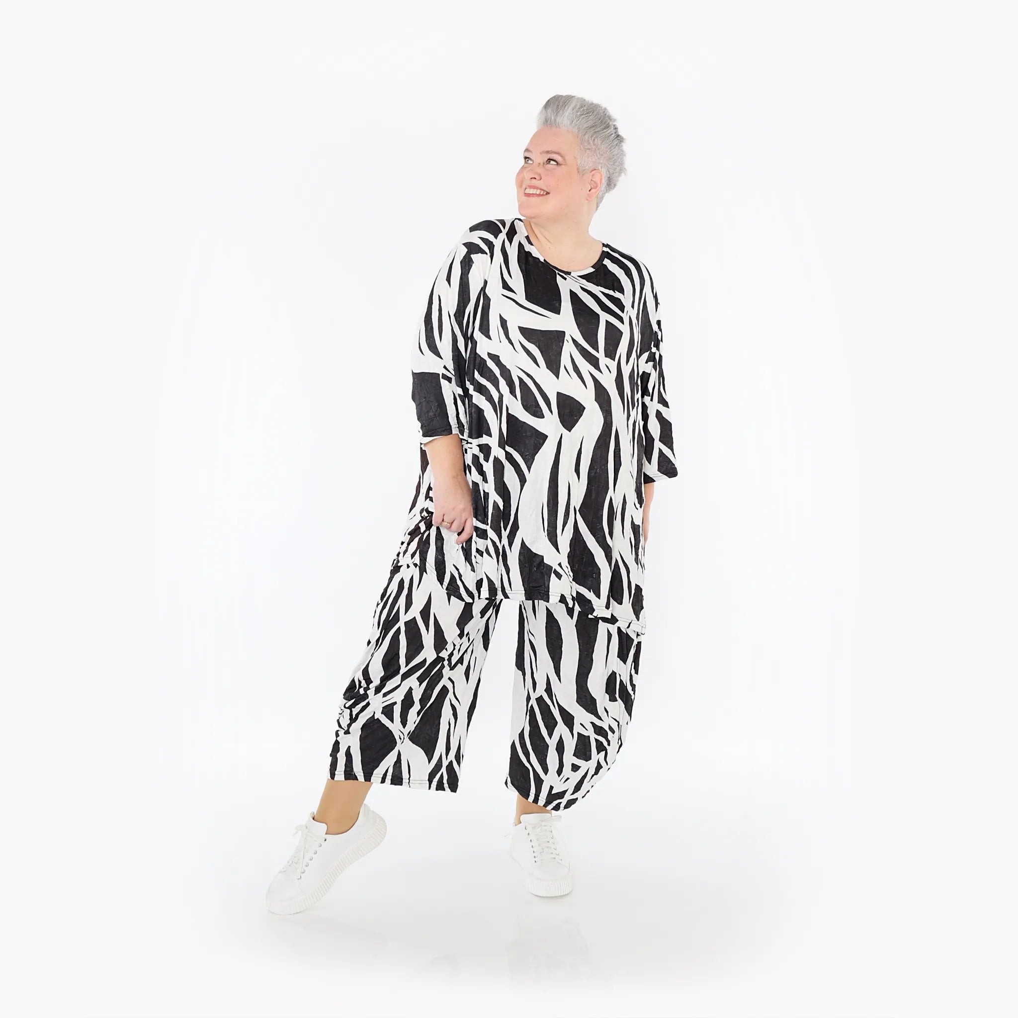  A-Form Bigshirt von AKH Fashion aus Viskose, 1460.00593, Schwarz/Weiß, Zebra, Ausgefallen