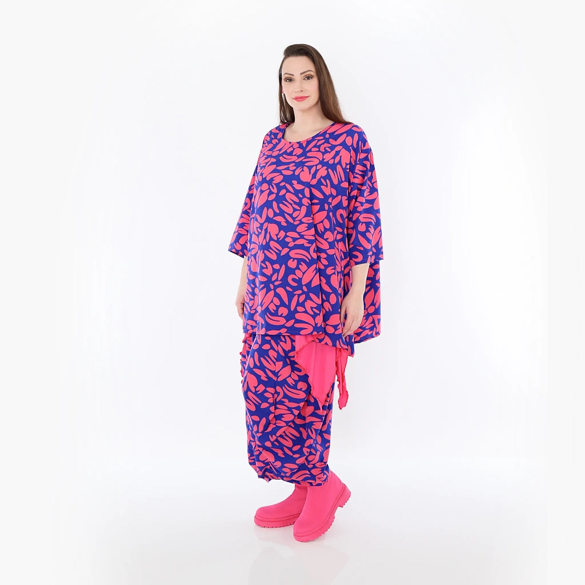  A-Form Bigshirt von AKH Fashion aus Viskose, 1470.00593, Royalblau/Pink, Blumen, Ausgefallen