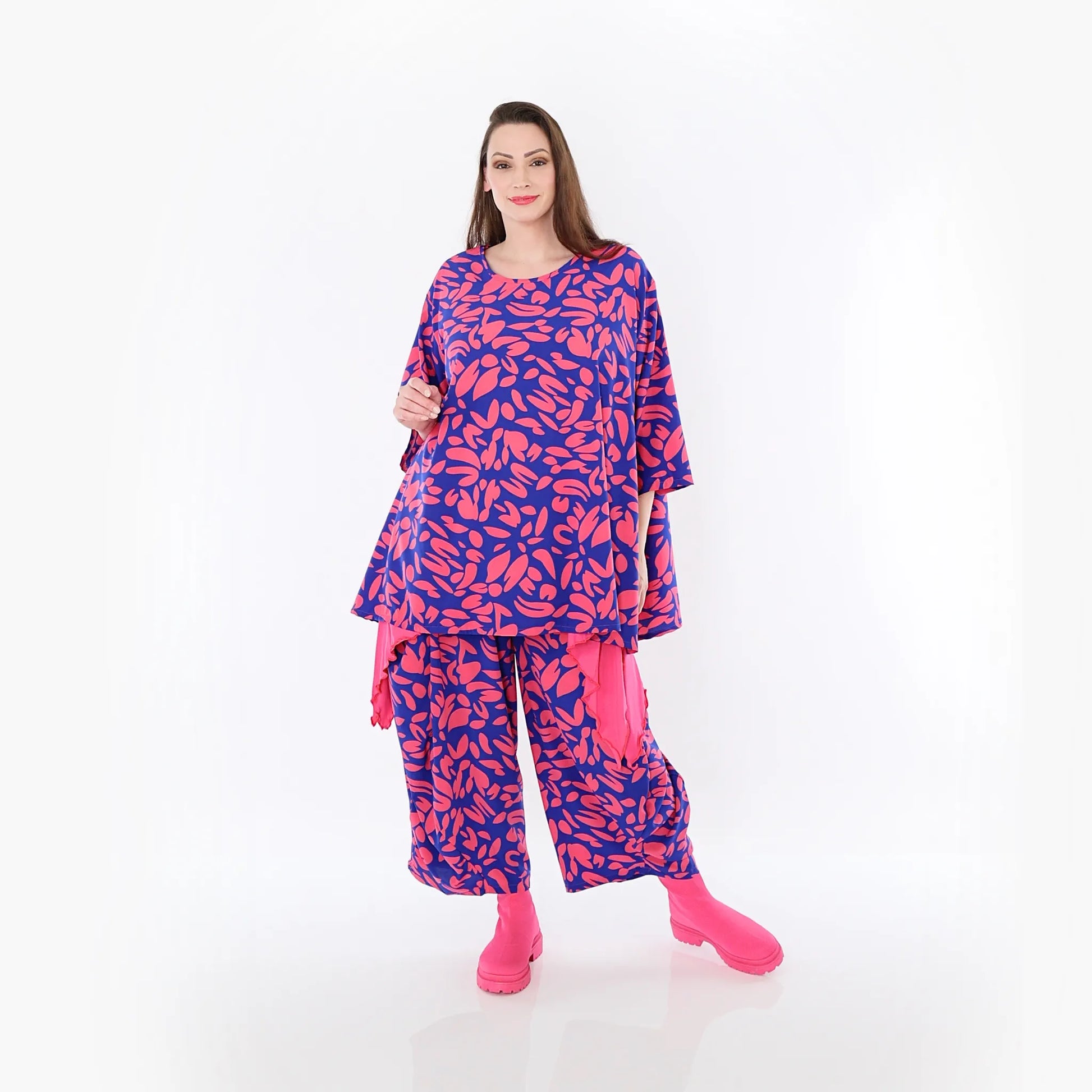  A-Form Bigshirt von AKH Fashion aus Viskose, 1470.00593, Royalblau/Pink, Blumen, Ausgefallen