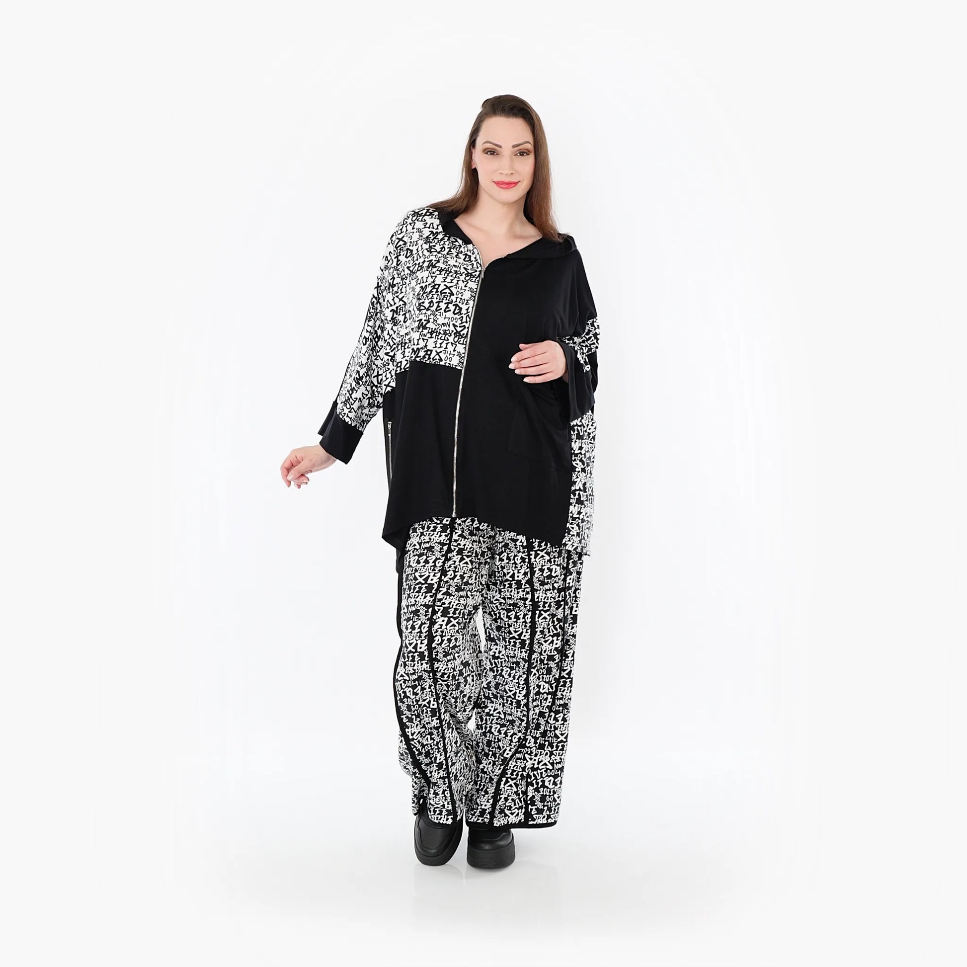  AKH Fashion Jacke in kastiger Form, aus Viskose, 1475.07076, Schwarz/Weiß, Buchstaben