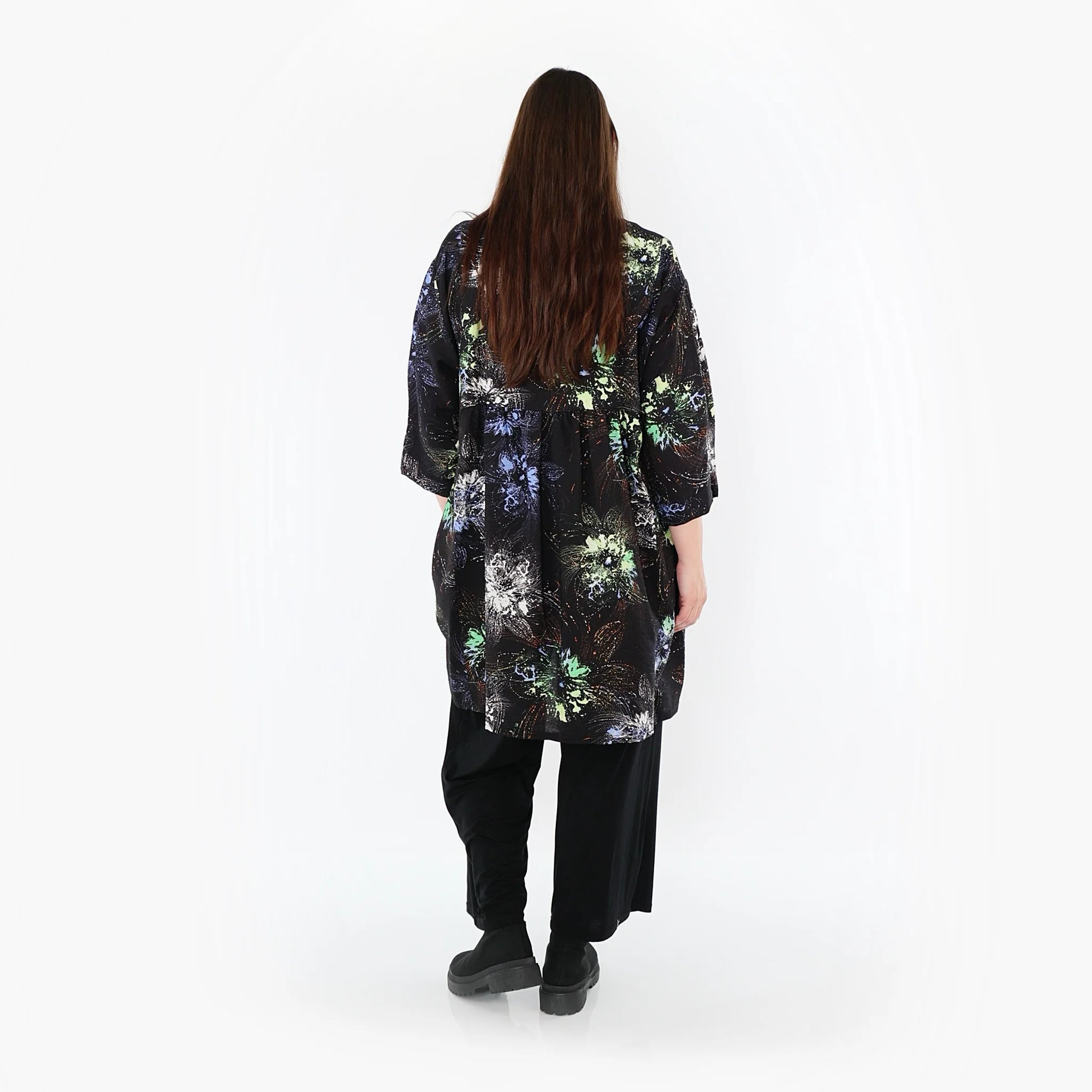  A-Form Bigshirt von AKH Fashion aus Viskose, 1491.07091, Schwarz/Blau/Multi, Blumen, Schick