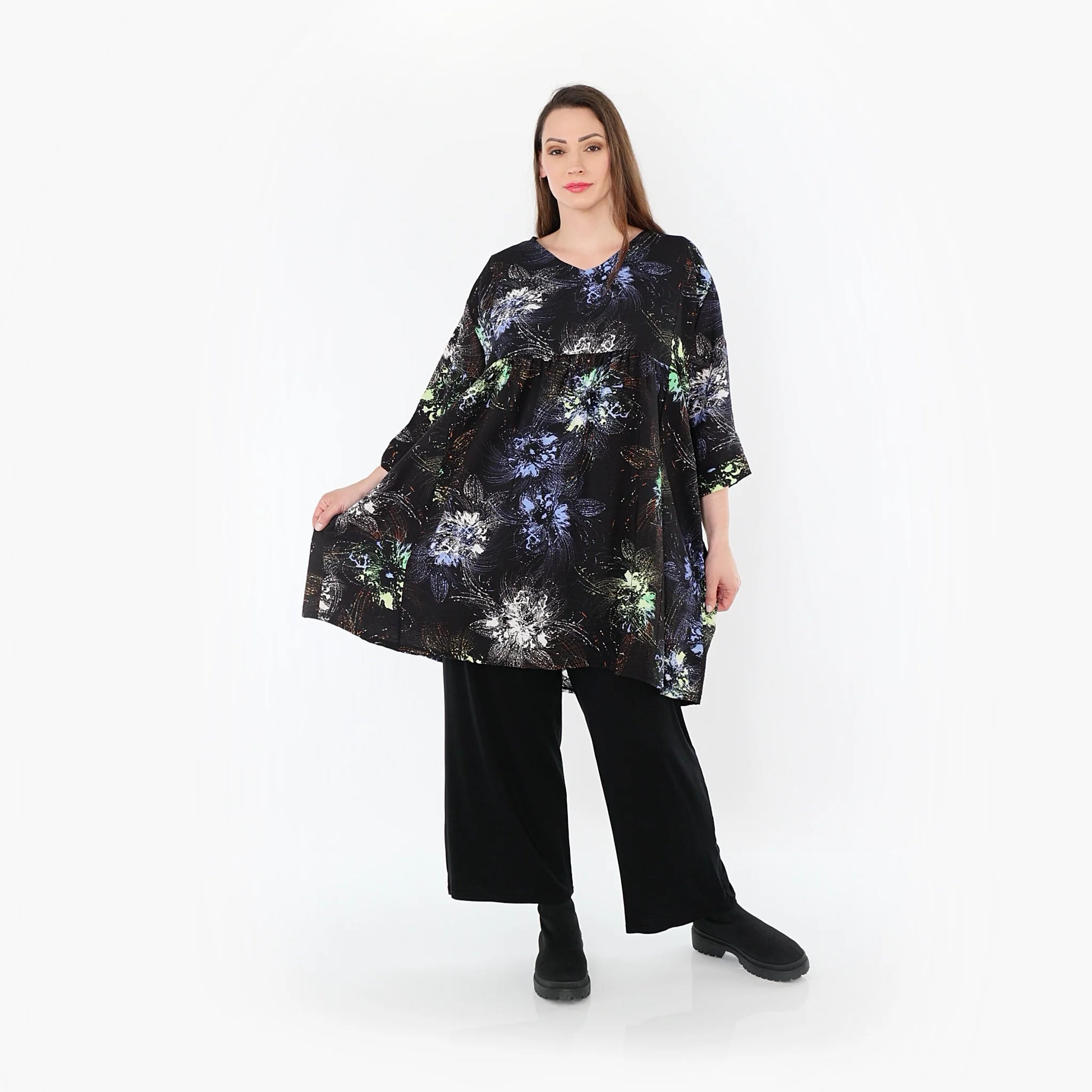 A-Form Bigshirt von AKH Fashion aus Viskose, 1491.07091, Schwarz/Blau/Multi, Blumen, Schick