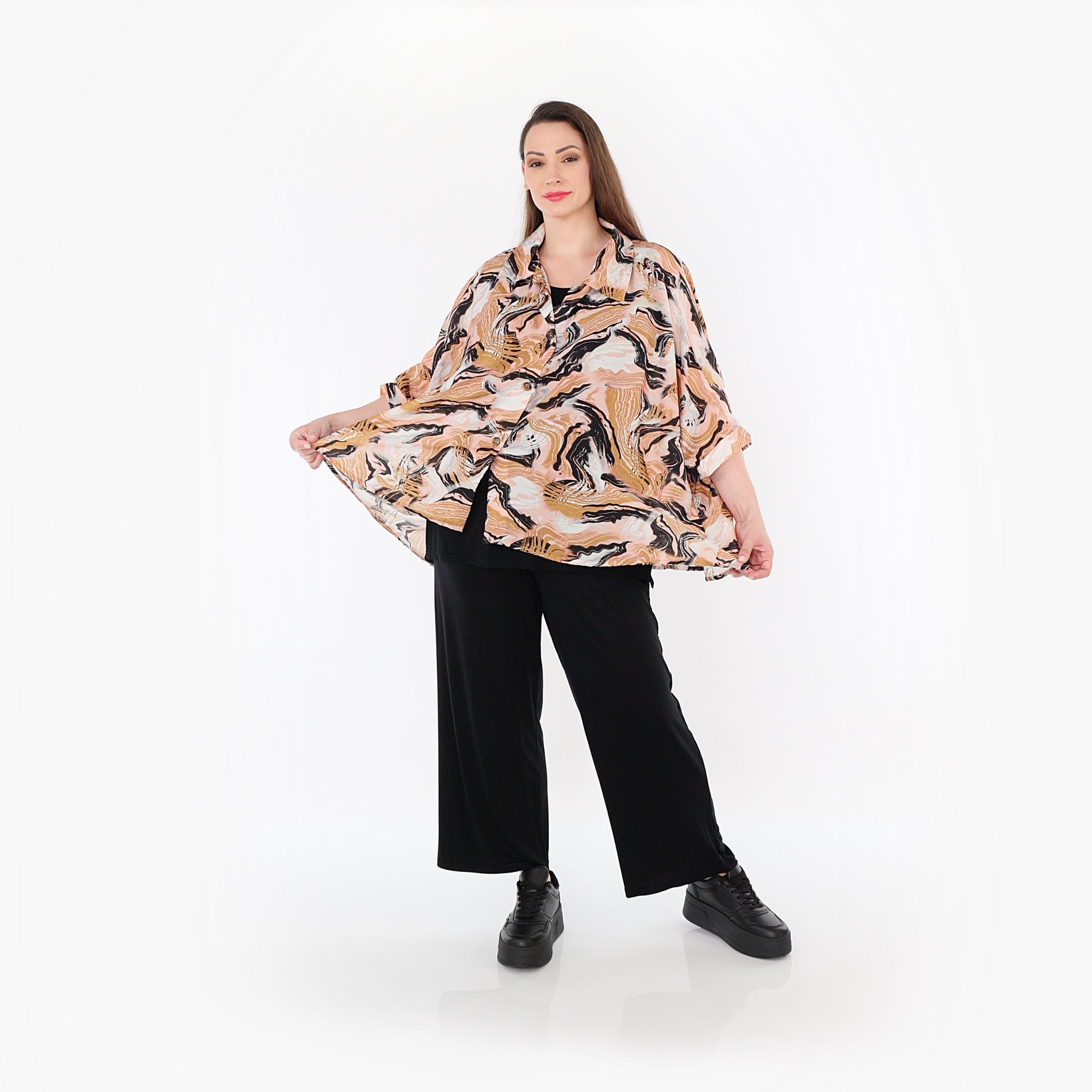  AKH Fashion Bluse in gerundeter Form, aus Rayon, 1510.07092, Cognac/Rosa/Schwarz, Wellen