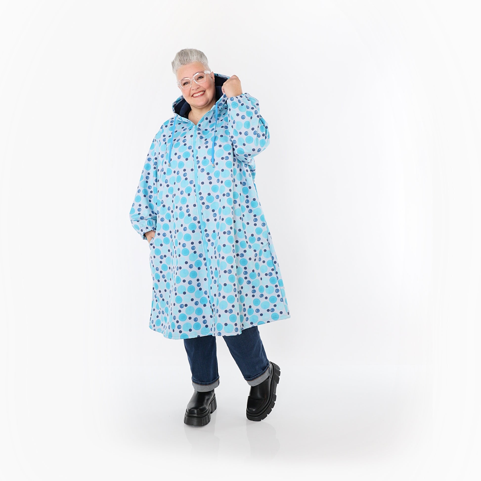  AKH Fashion Mantel in gerader Form, aus Polyester, 1515.07102, Blau/Multi, Punkte, Schick