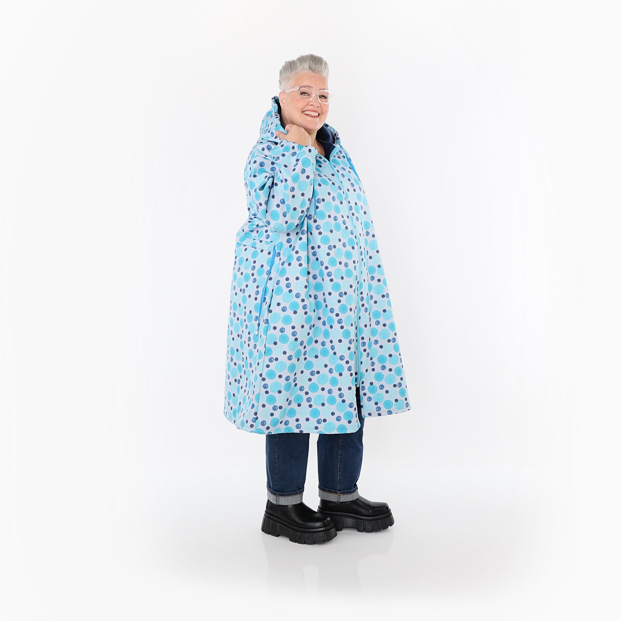  AKH Fashion Mantel in gerader Form, aus Polyester, 1515.07102, Blau/Multi, Punkte, Schick