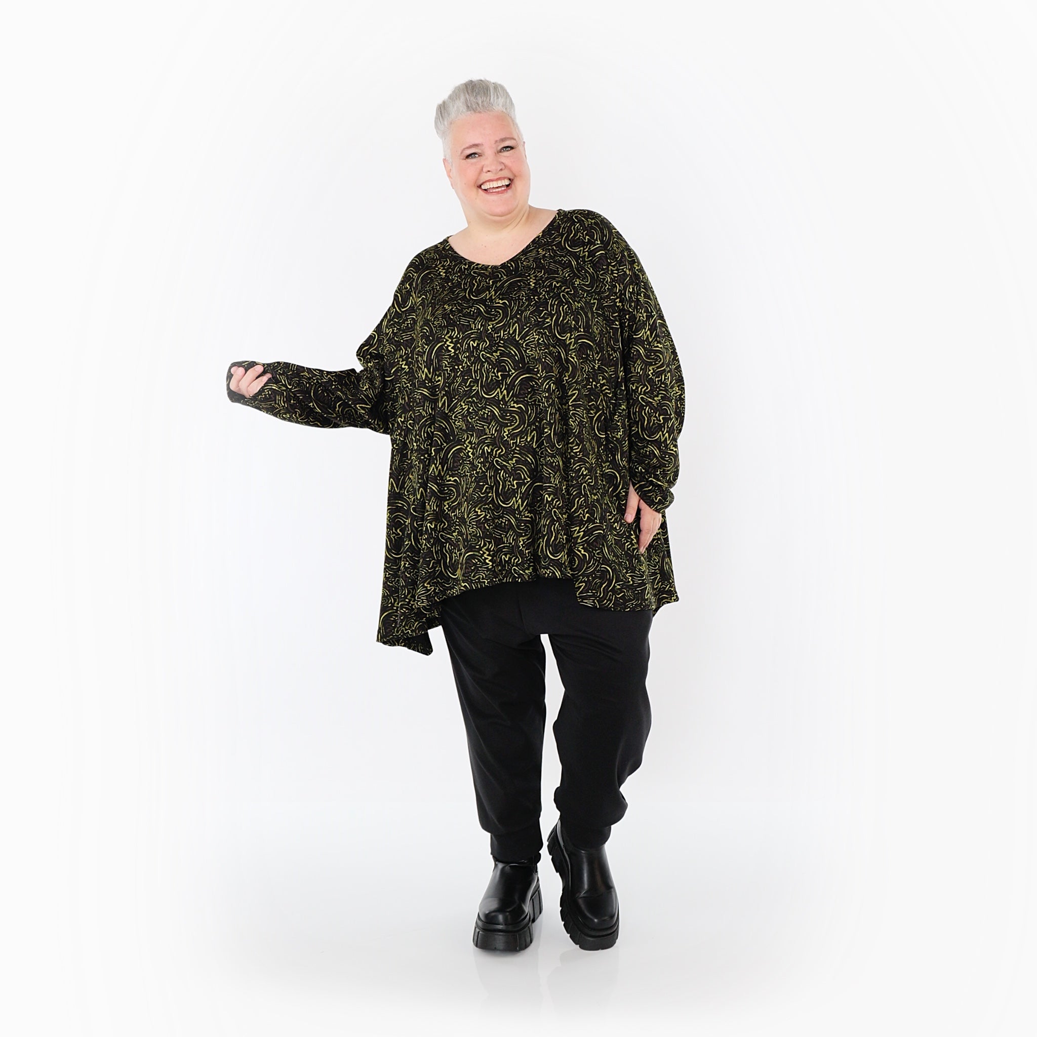  A-Form Bigshirt von AKH Fashion aus Materialmix, 1516.00593, Schwarz/Neongrün/Cognac, Schick