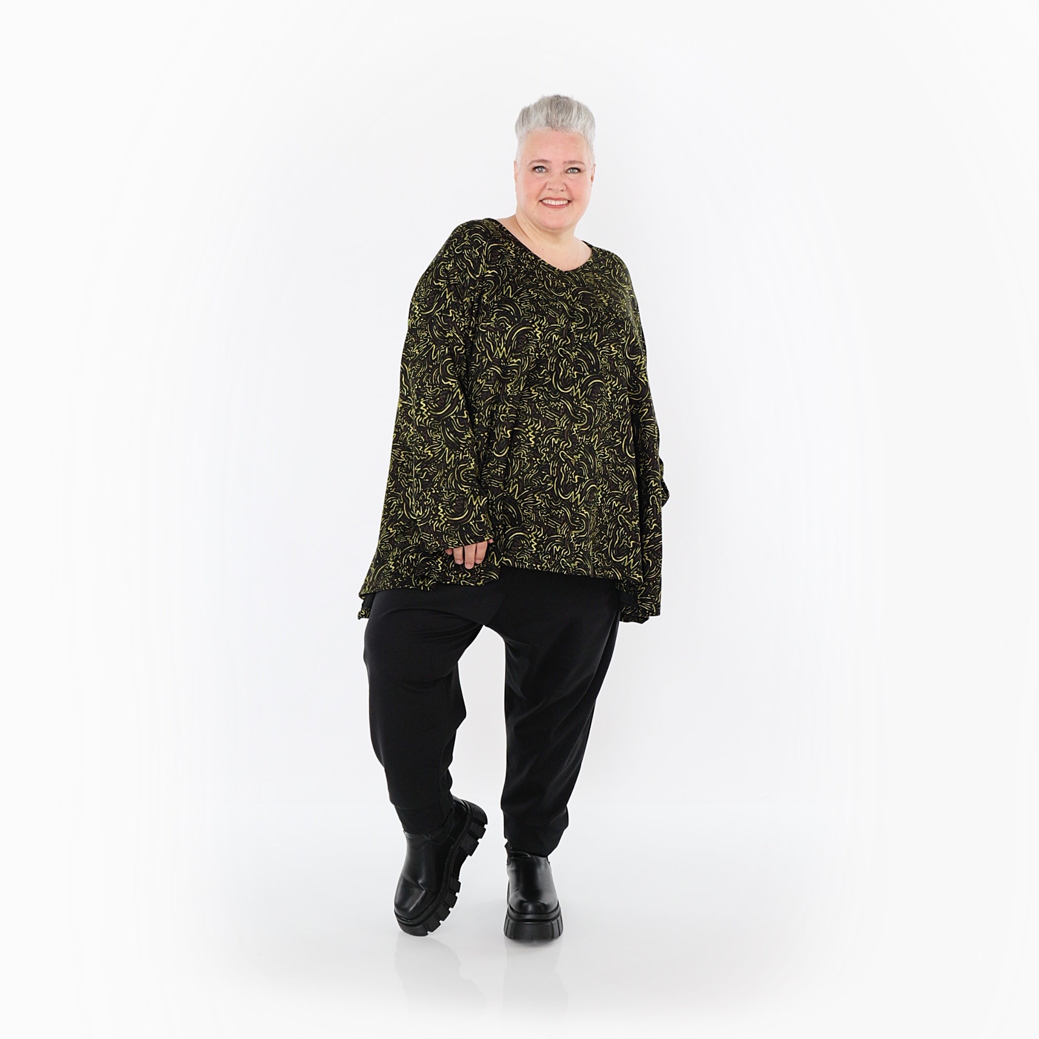  A-Form Bigshirt von AKH Fashion aus Materialmix, 1516.00593, Schwarz/Neongrün/Cognac, Schick