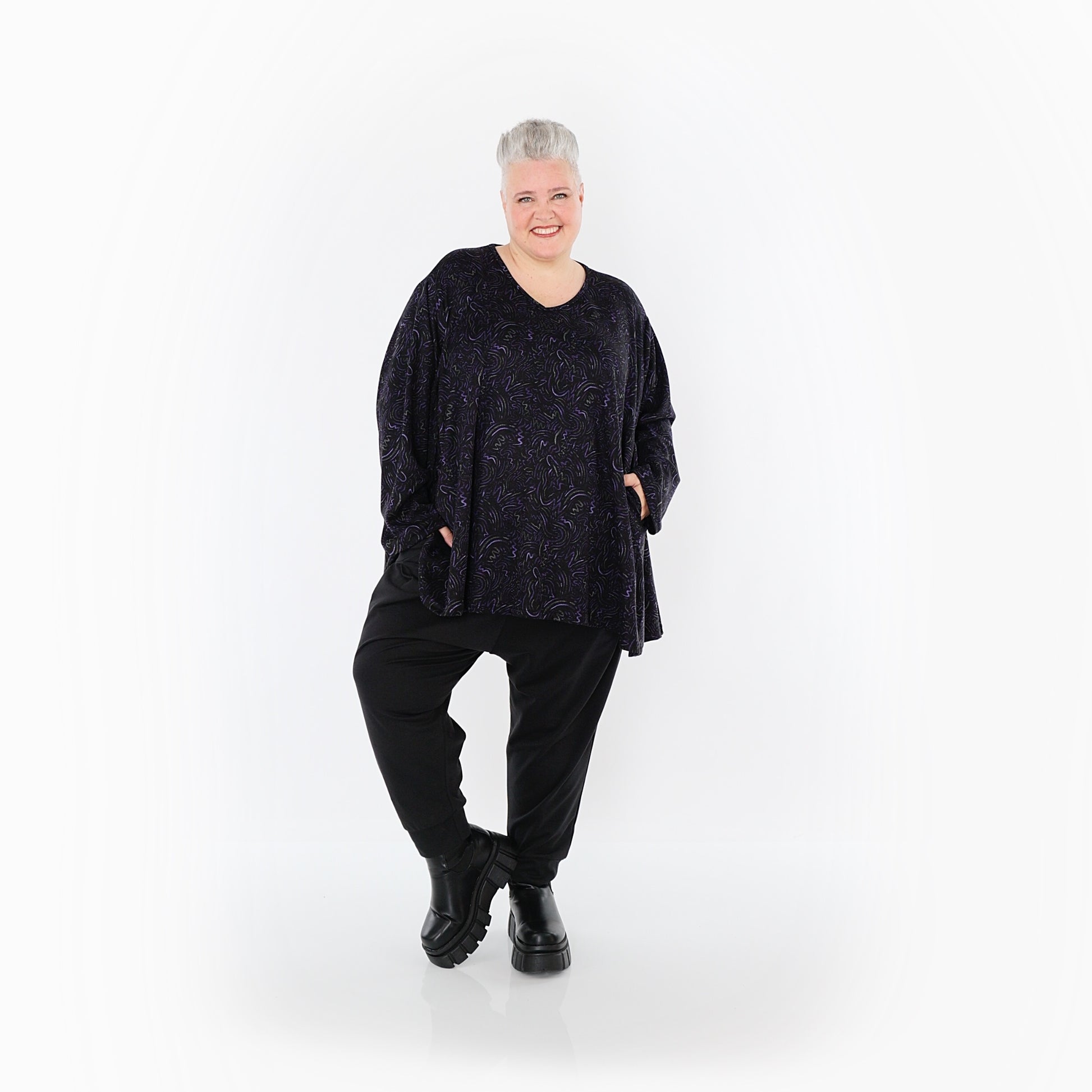 A-Form Bigshirt von AKH Fashion aus Materialmix, 1516.00593, Schwarz/Violett/Grau, Kringel