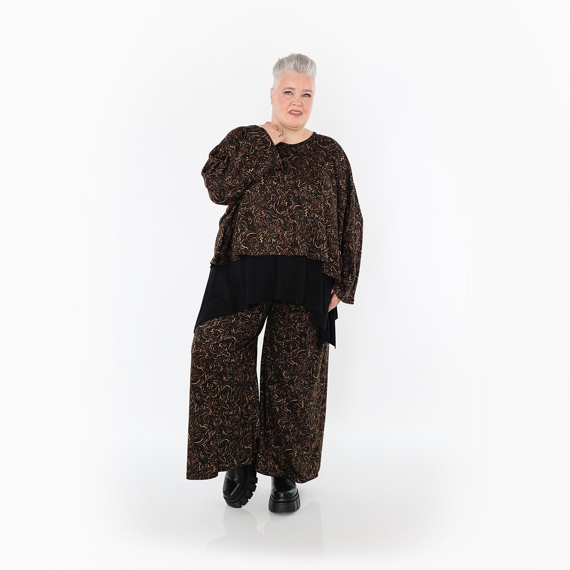  AKH Fashion Überwurf in kastiger Form, aus Materialmix, 1516.06048, Schwarz/Cognac/Orange