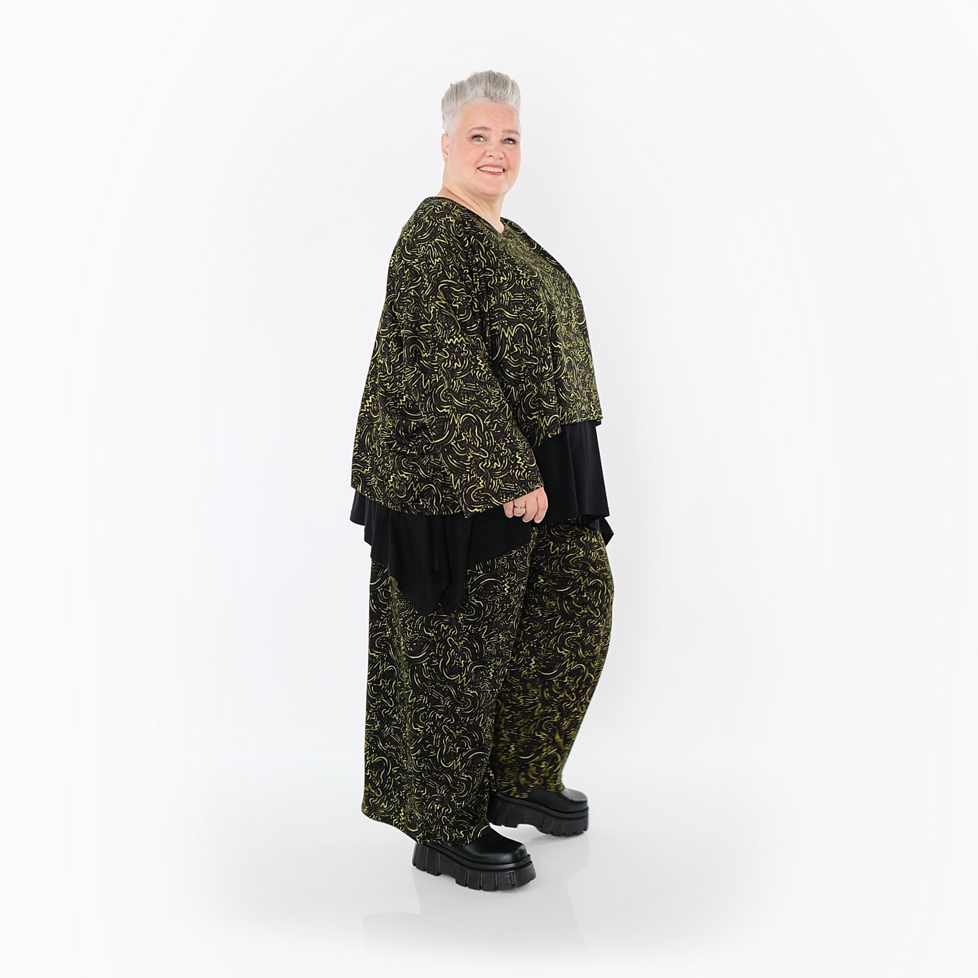  AKH Fashion Überwurf in kastiger Form, aus Materialmix, 1516.06048, Schwarz/Neongrün/Cognac