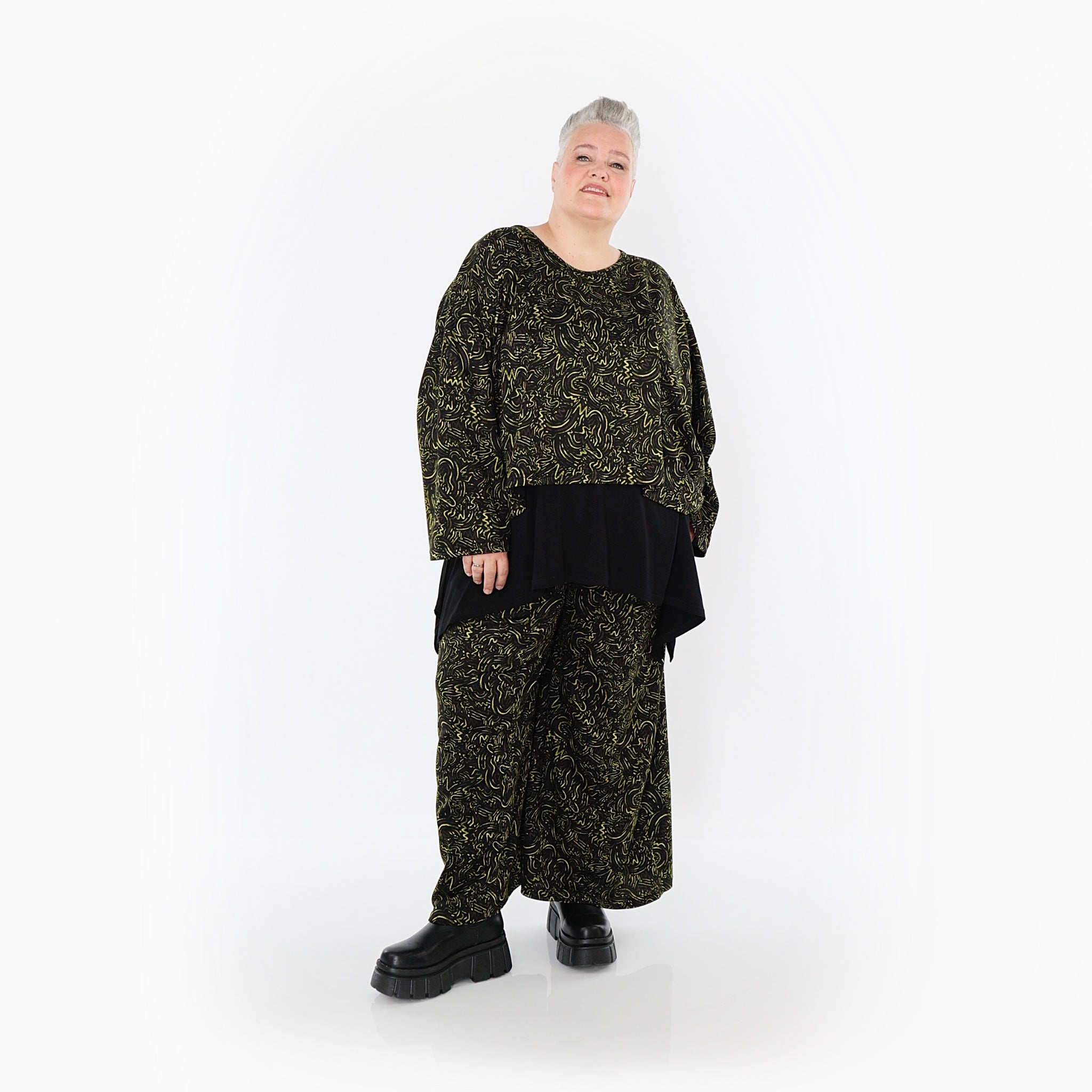  AKH Fashion Überwurf in kastiger Form, aus Materialmix, 1516.06048, Schwarz/Neongrün/Cognac