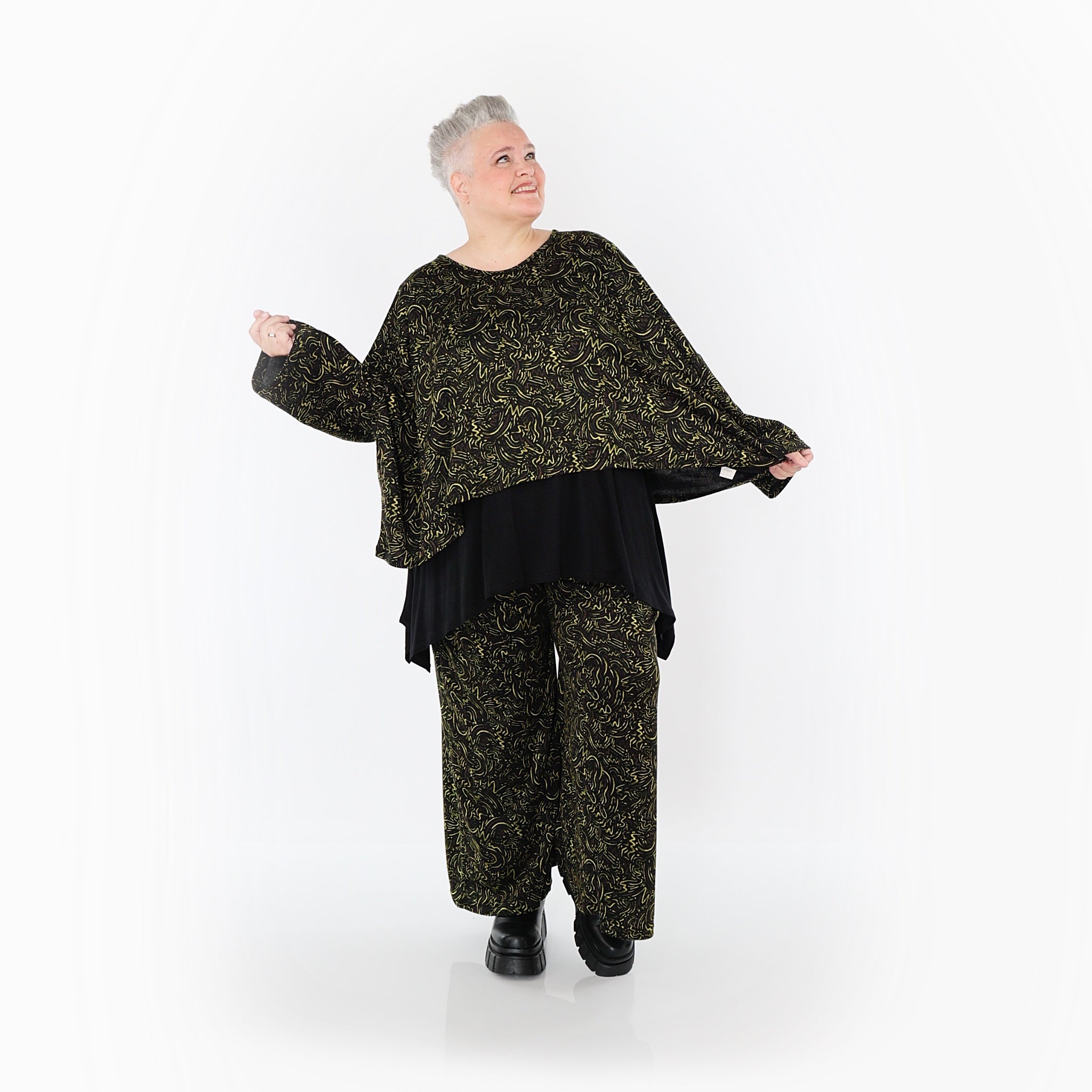  AKH Fashion Überwurf in kastiger Form, aus Materialmix, 1516.06048, Schwarz/Neongrün/Cognac