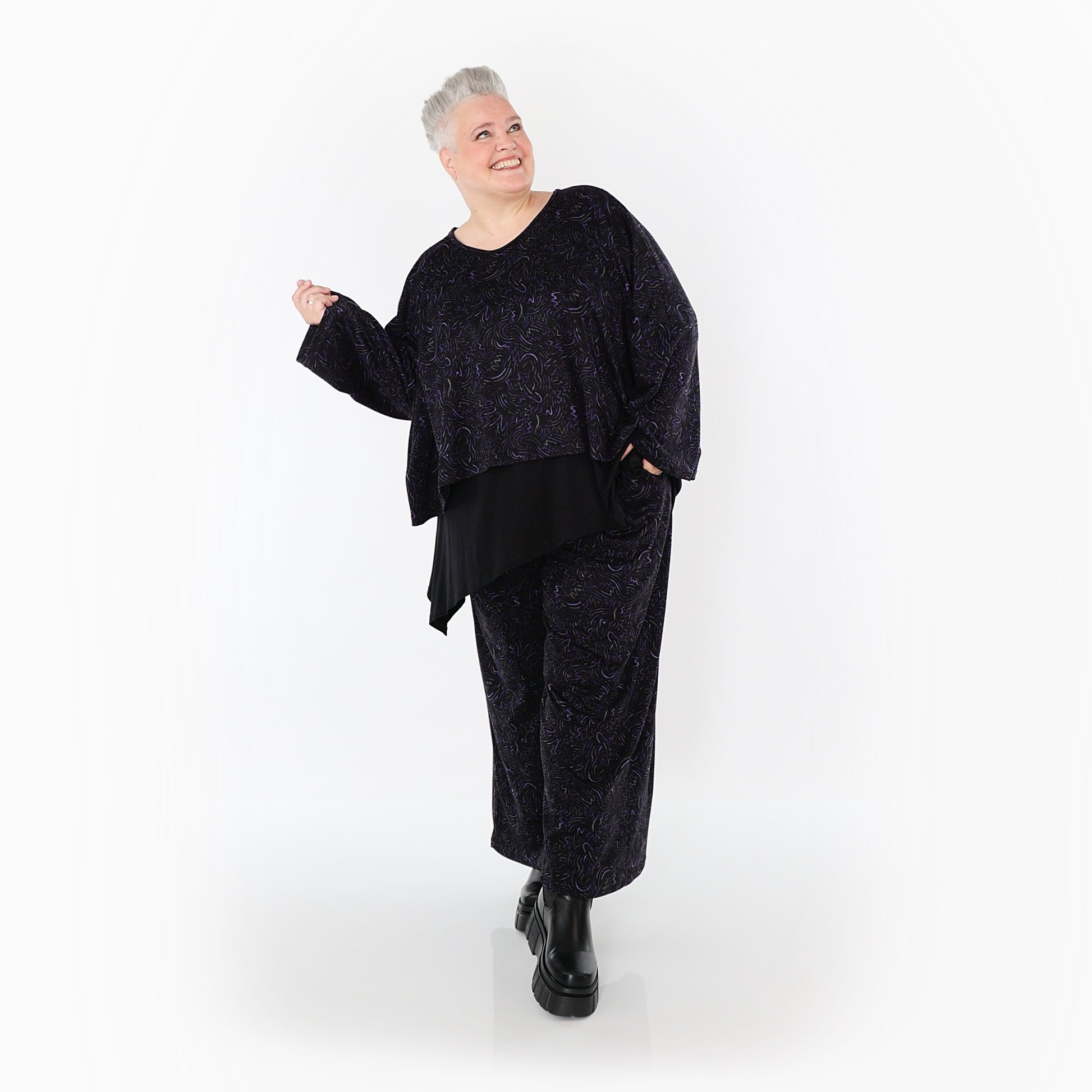  Marlene Hose von AKH Fashion aus Materialmix, 1516.02063, Schwarz/Violett/Grau, Kringel