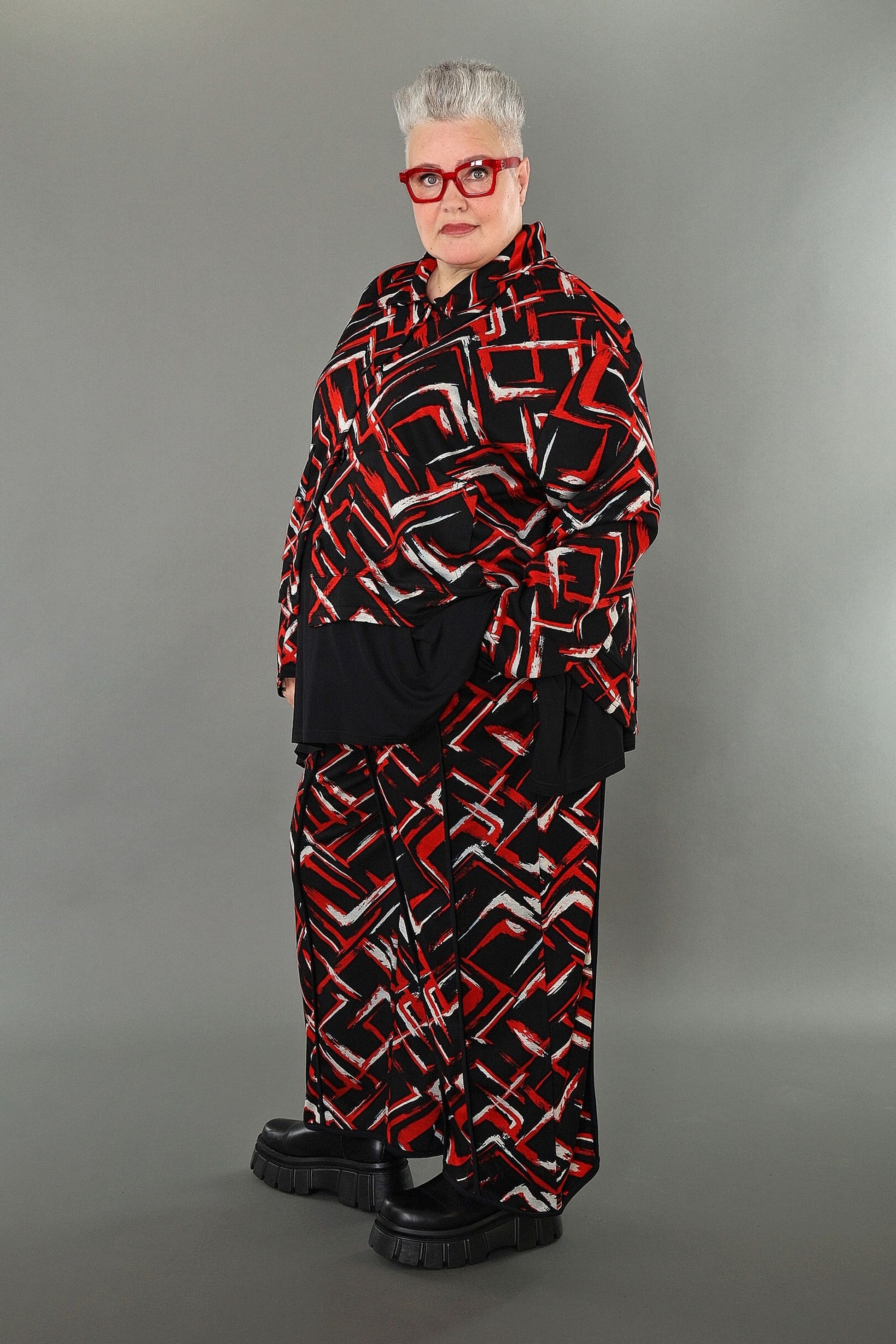  AKH Fashion Hose in gerader Form, aus Viskose, 1517.07074, Schwarz/Rot/Weiß, Pinselstrich