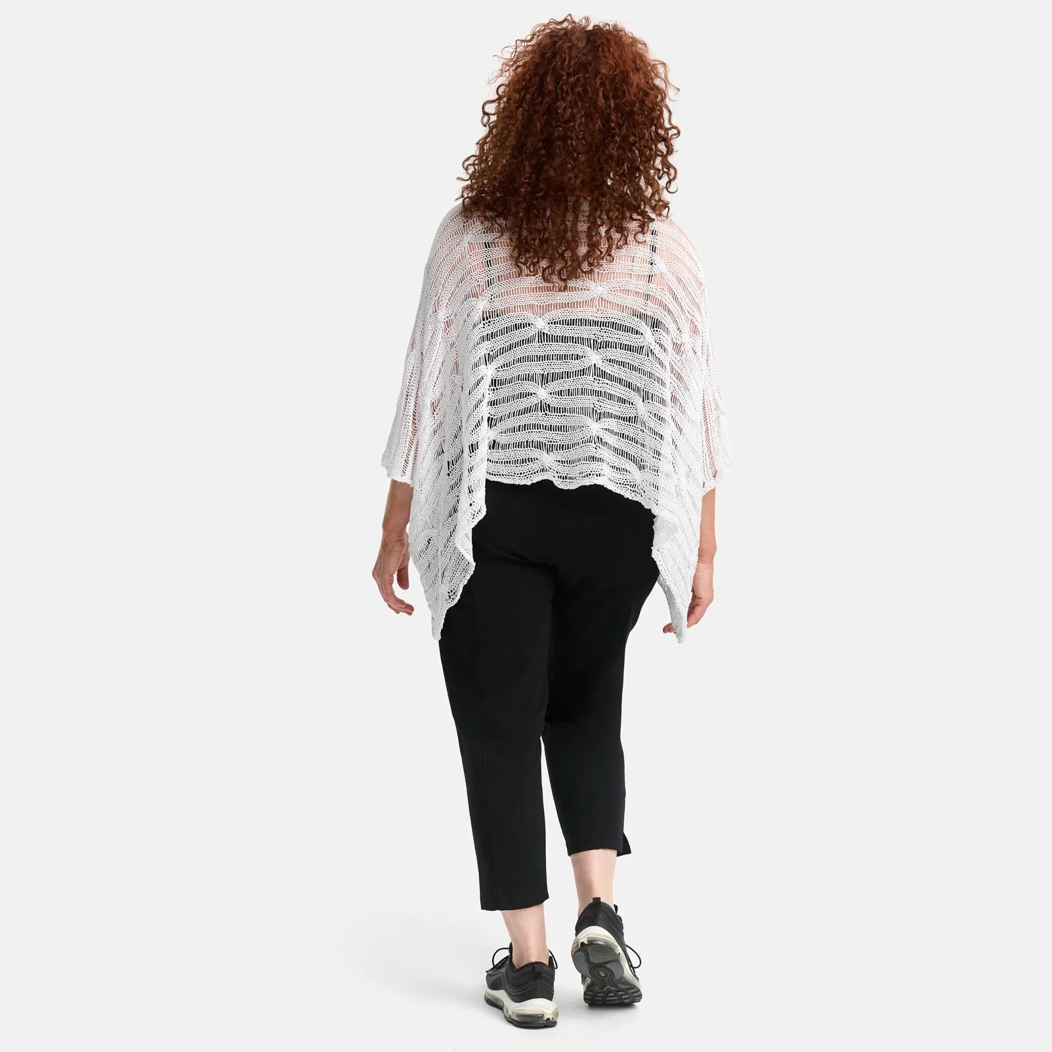  Amandine Pullover in kastiger Form, aus Baumwolle, A2805, Weiß, Schick, Modern, Bequem