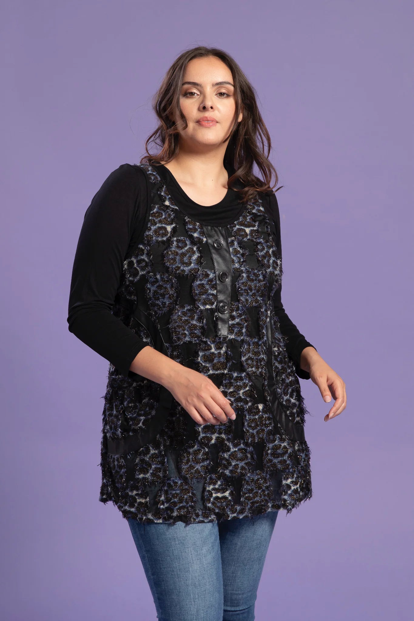  Pomme Rouge Top in gerader Form, aus Rayon, A575, Schwarz-Blau, Animal, Schick, Modern