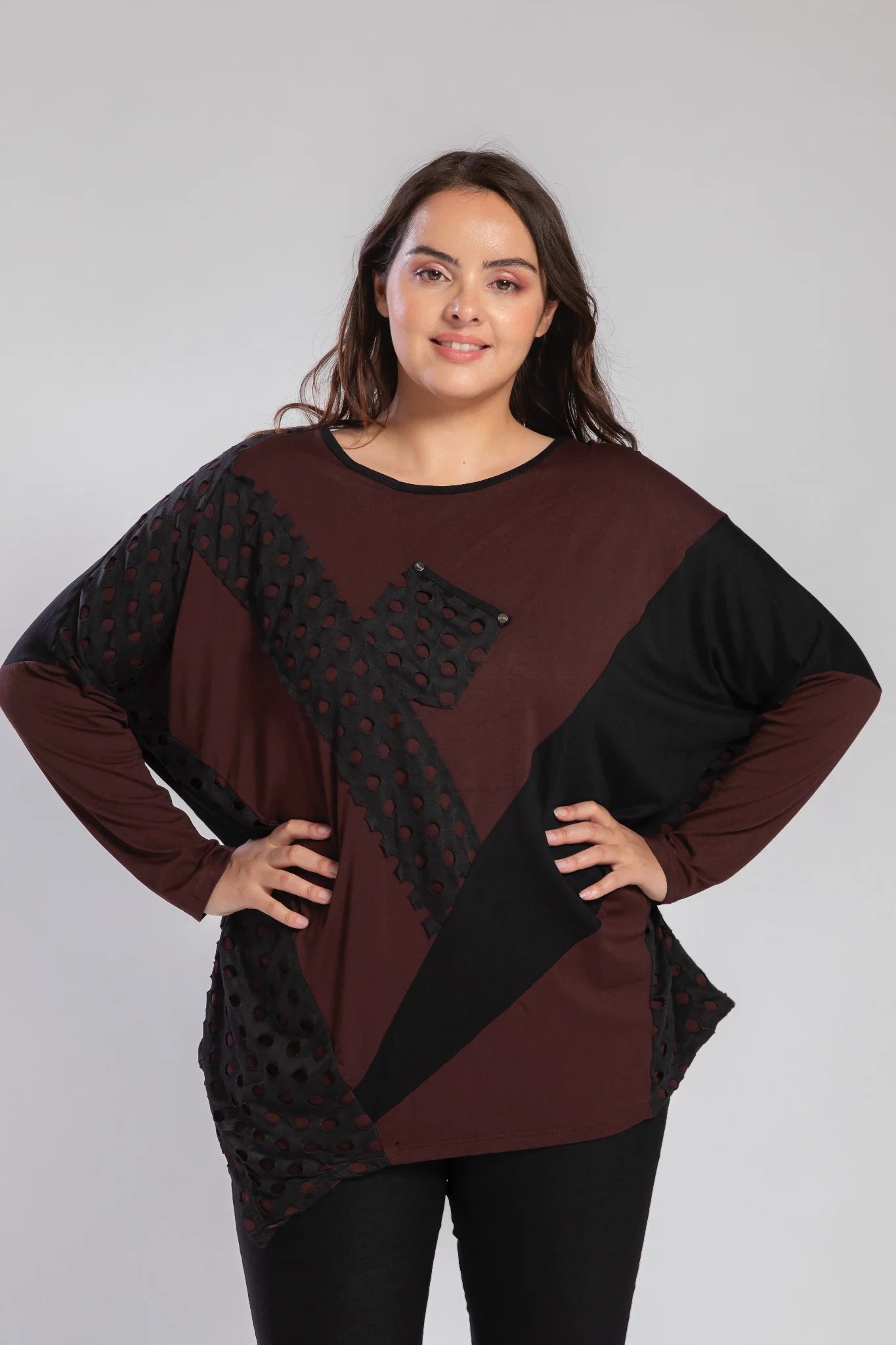  Bigshirt von Pomme Rouge aus Materialmix in gerader Form, A796, Braun-Schwarz, Ausgefallen