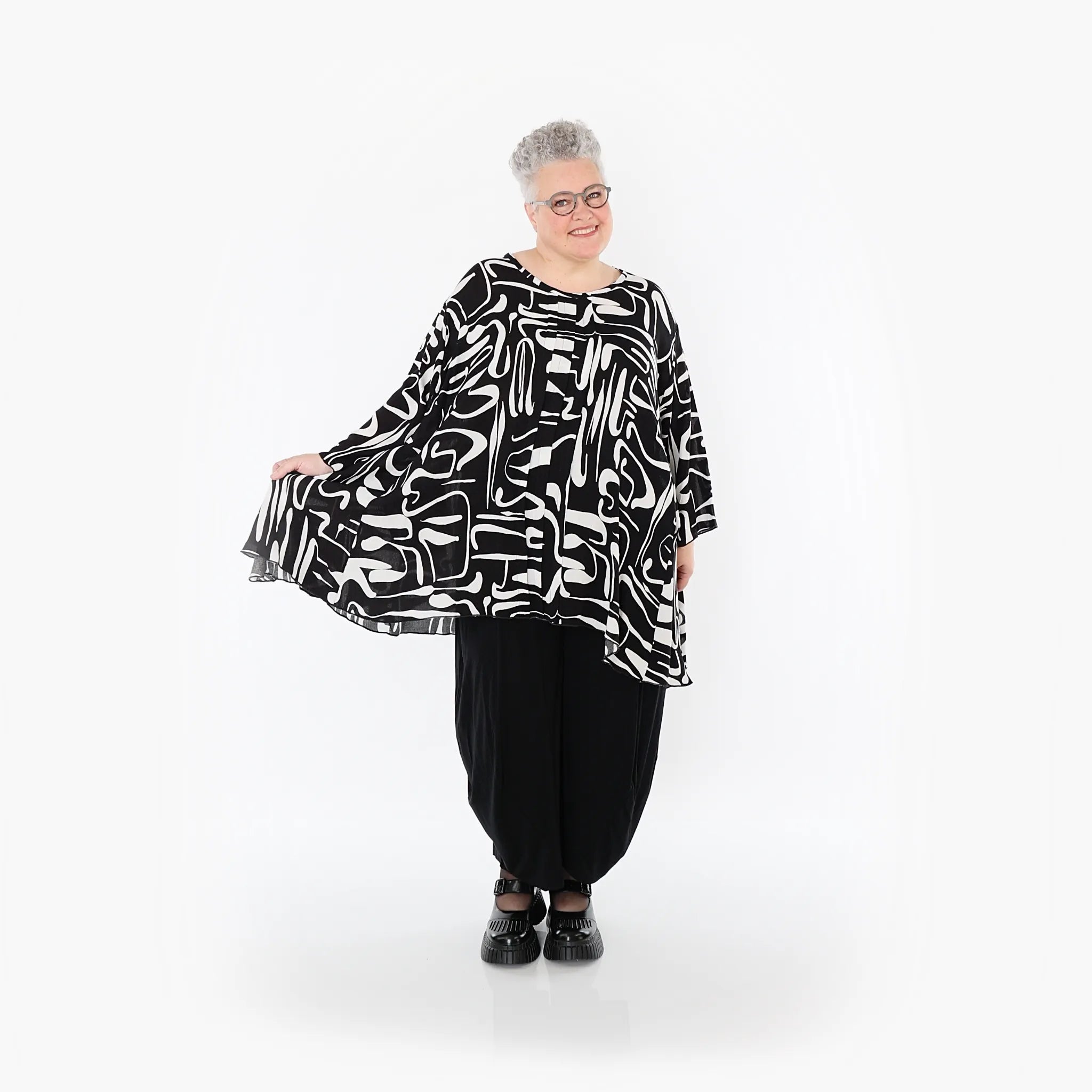 A-Form Bigshirt von AKH Fashion aus Viskose, 1487.07069, Schwarz/Weiß, Pinselstrich, Schick