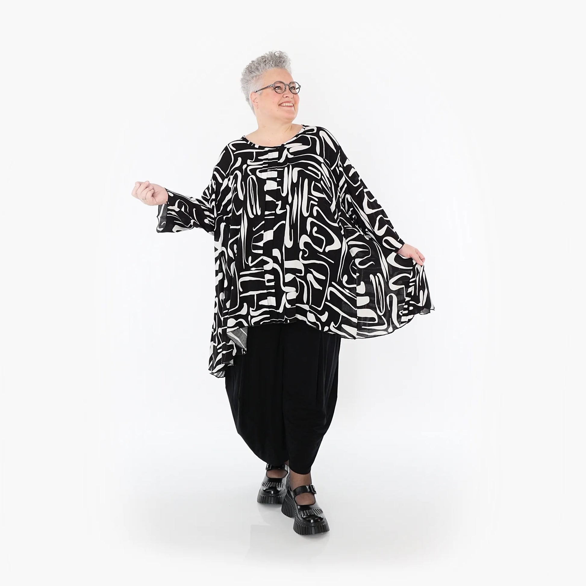  A-Form Bigshirt von AKH Fashion aus Viskose, 1487.07069, Schwarz/Weiß, Pinselstrich, Schick