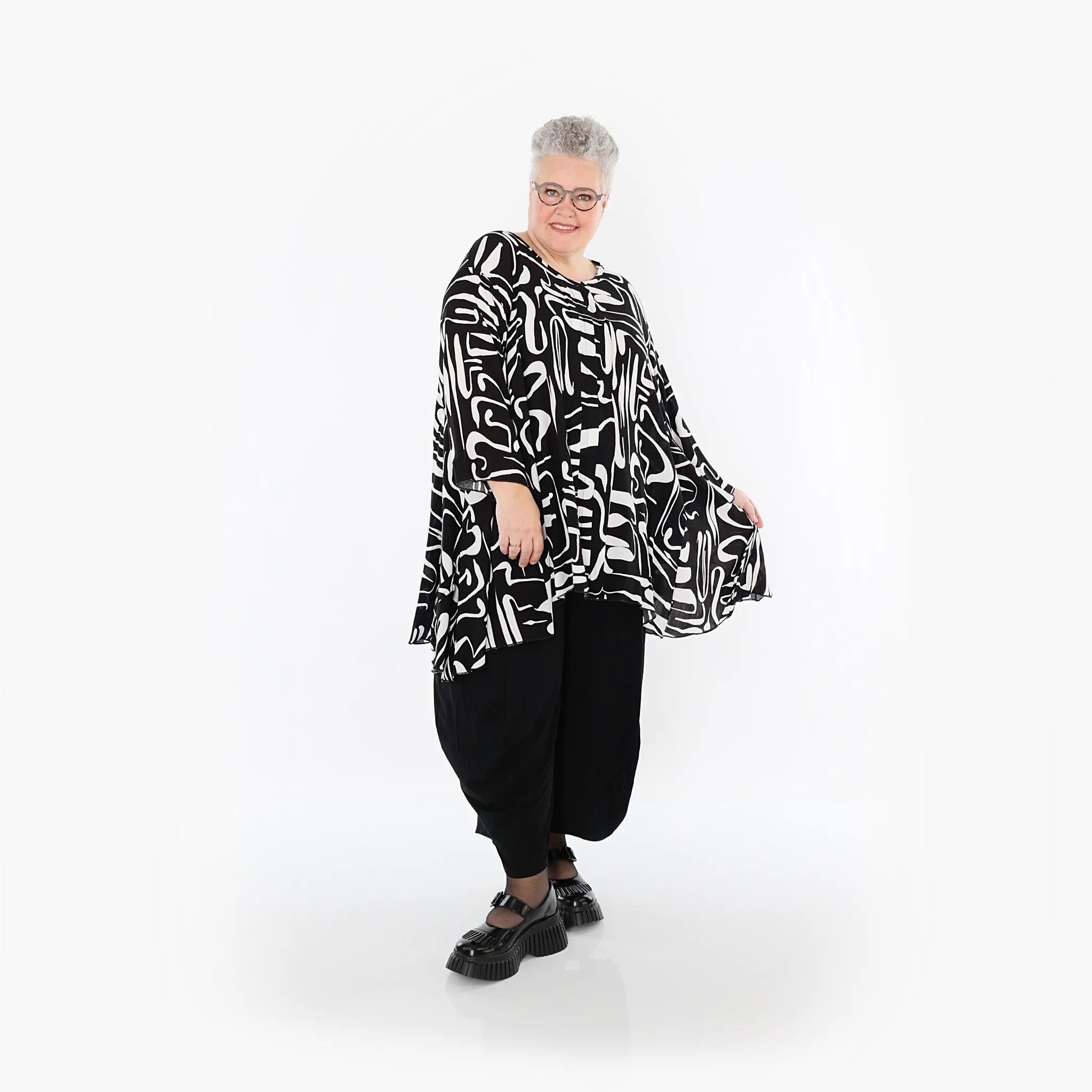  A-Form Bigshirt von AKH Fashion aus Viskose, 1487.07069, Schwarz/Weiß, Pinselstrich, Schick