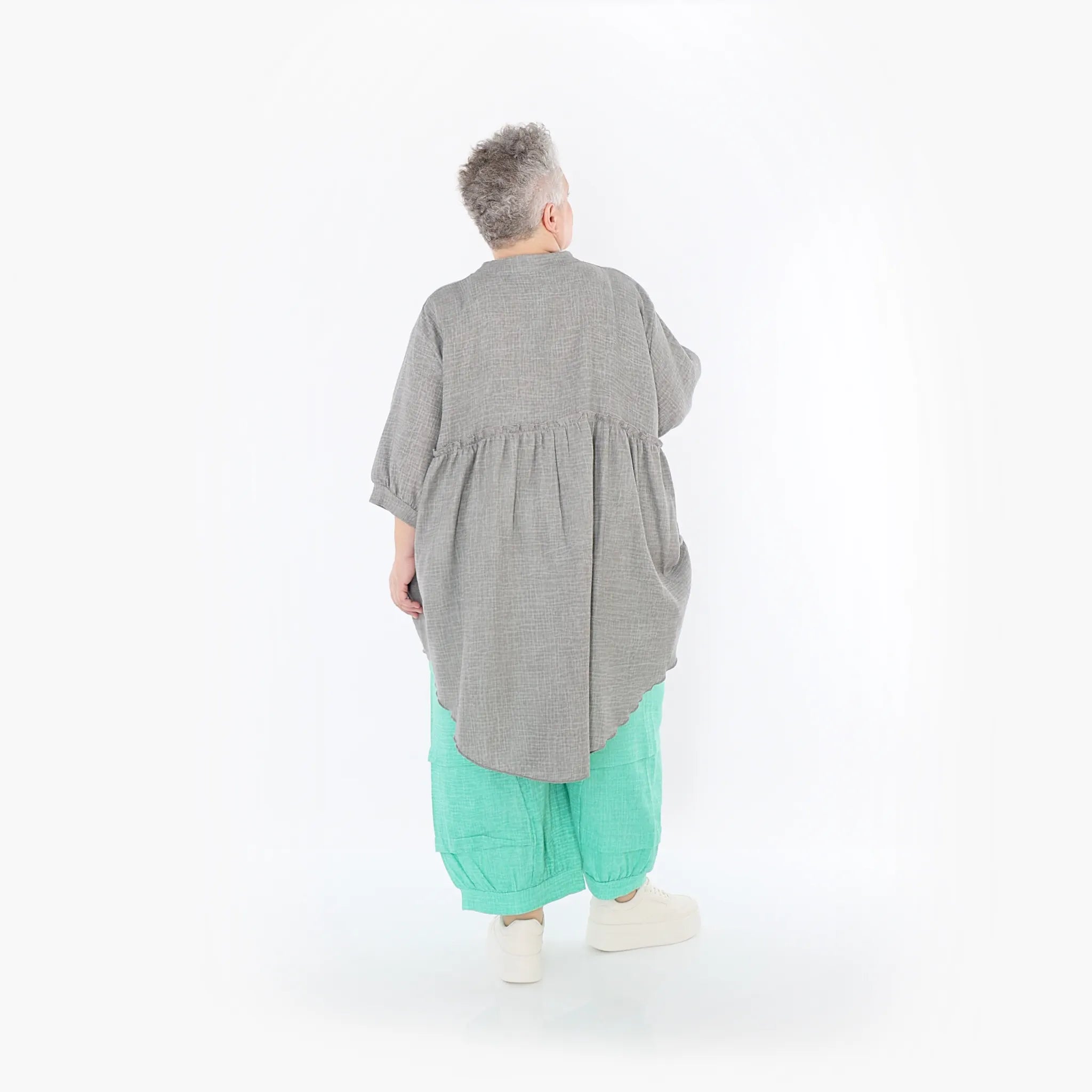  AKH Fashion Bluse in gerundeter Form, aus Baumwolle, 1501.07106, Grau, Ausgefallen, Schick