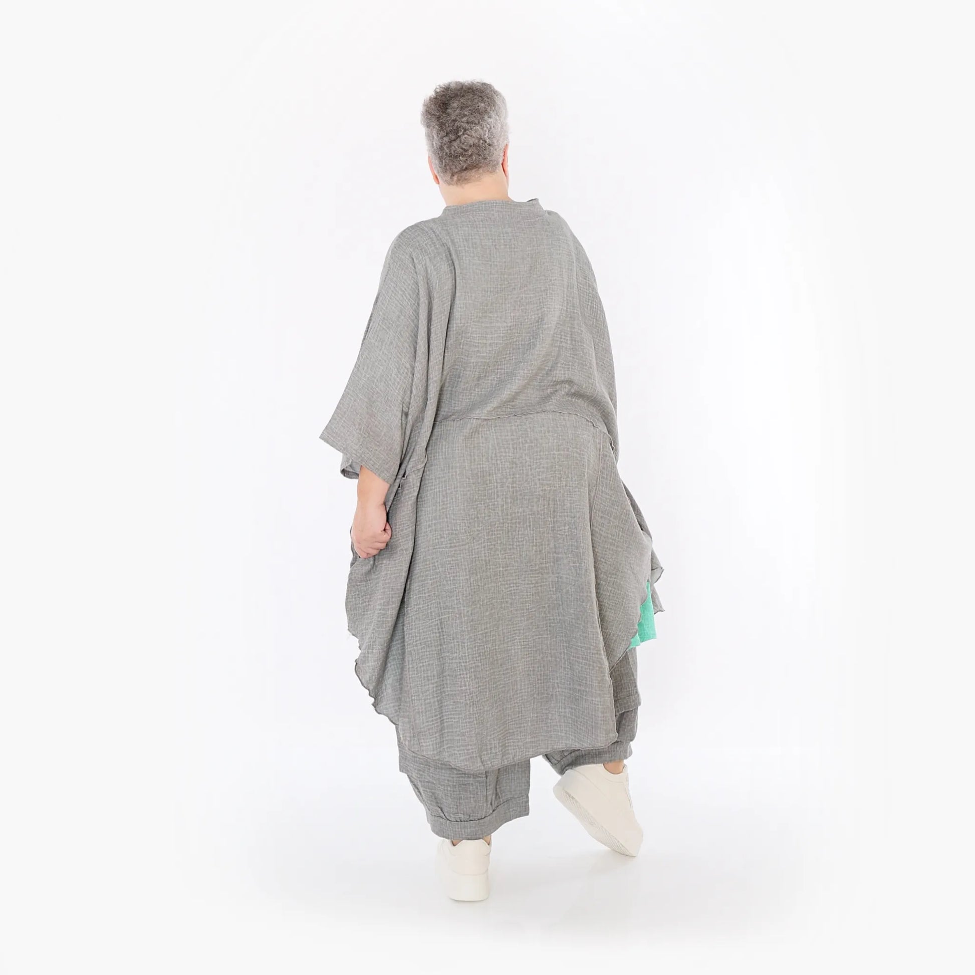  AKH Fashion Jacke in gerundeter Form, aus Baumwolle, 1501.07107, Grau, Ausgefallen, Schick