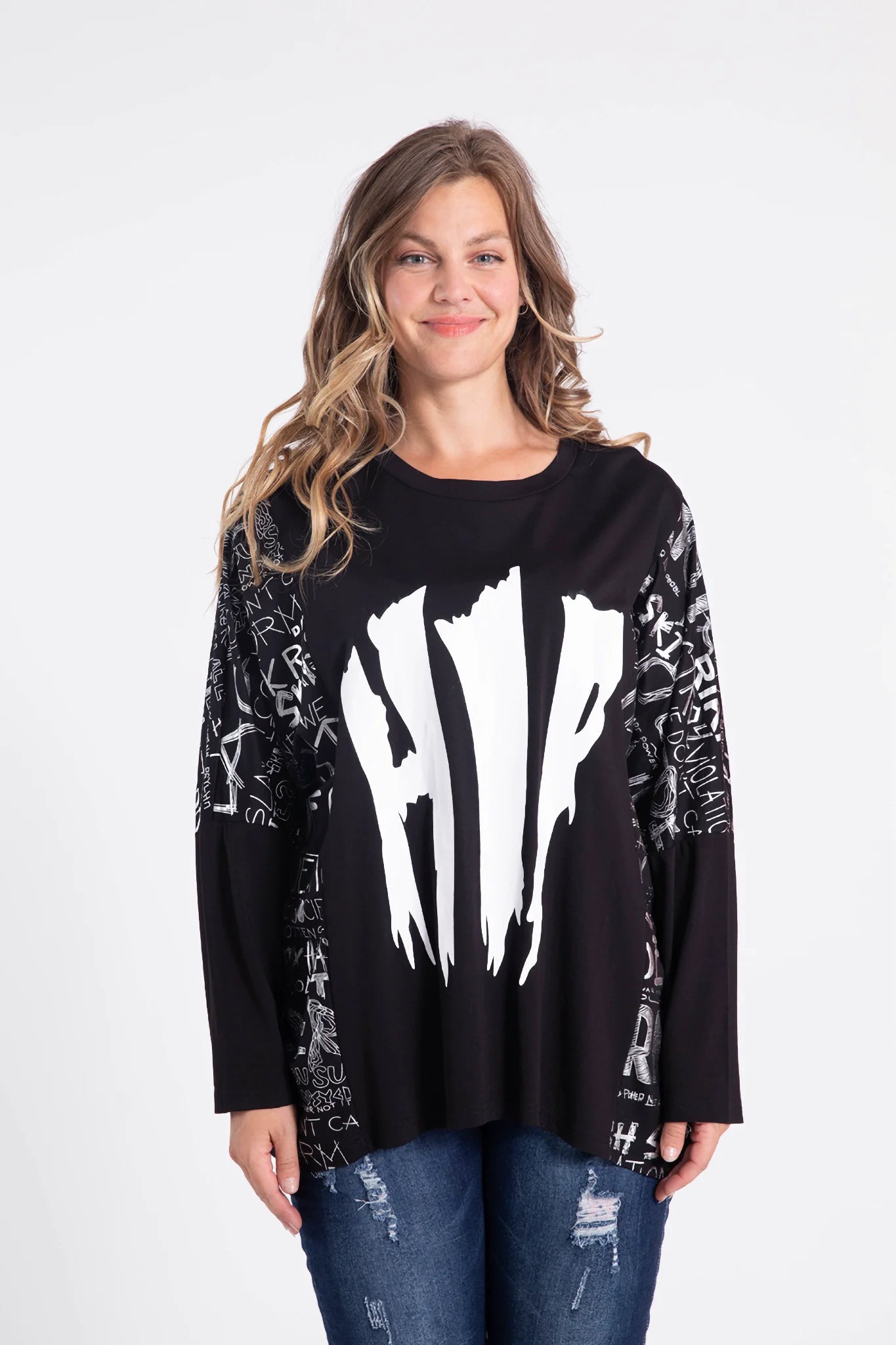  Pomme Rouge Bigshirt in gerader Form, aus Viskose, C6512, Schwarz-Weiß, Buchstaben, Schick