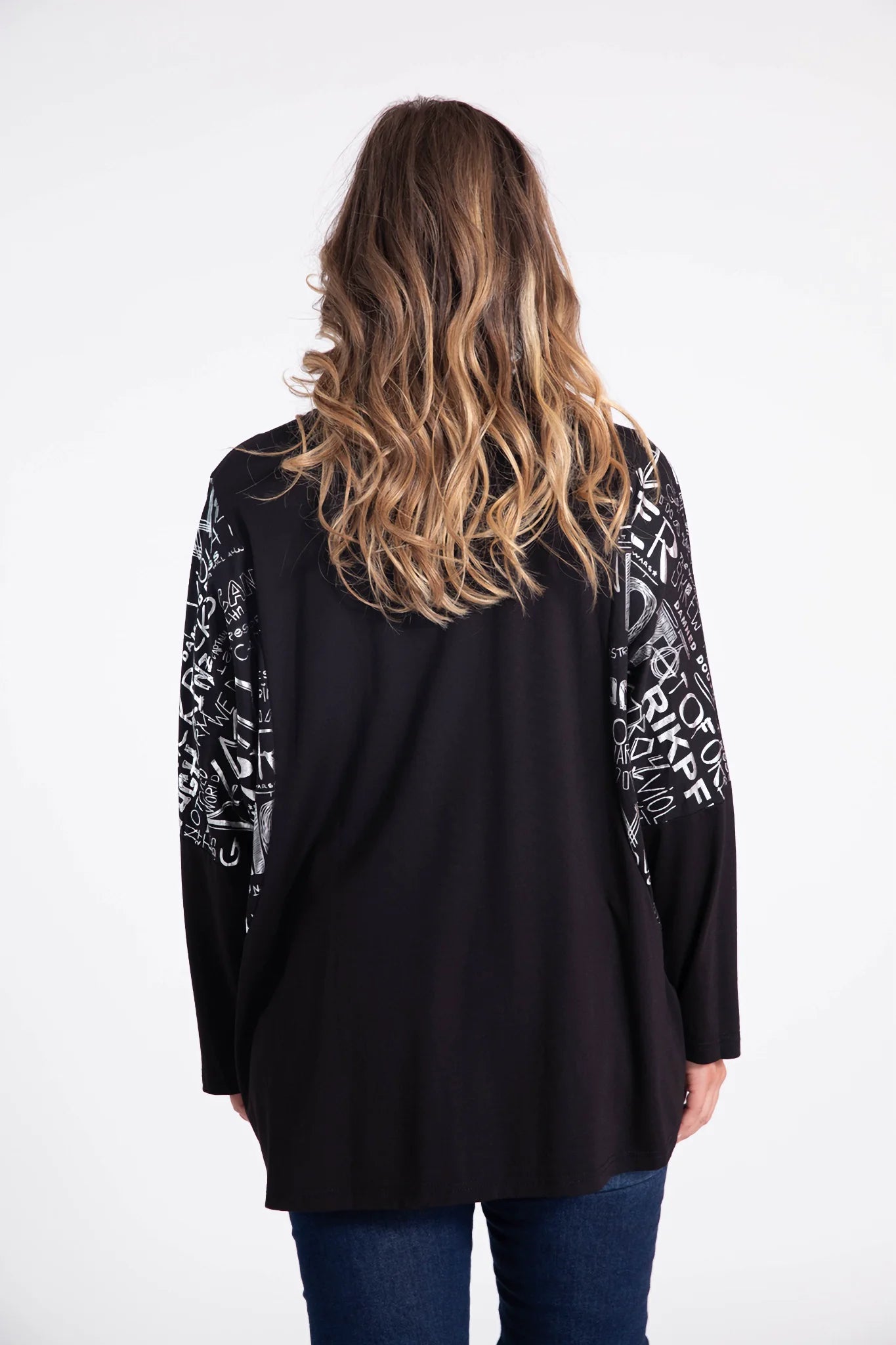  Pomme Rouge Bigshirt in gerader Form, aus Viskose, C6512, Schwarz-Weiß, Buchstaben, Schick