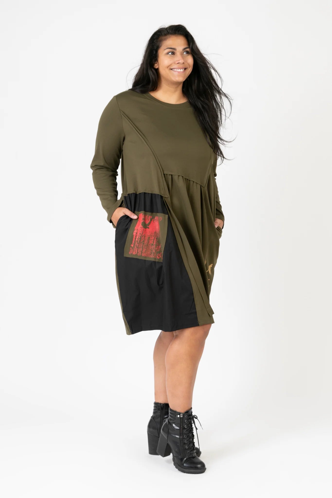  Pomme Rouge Kleid in gerader Form, aus Viskose, C6637, Khaki-Multi, Muster, Schick