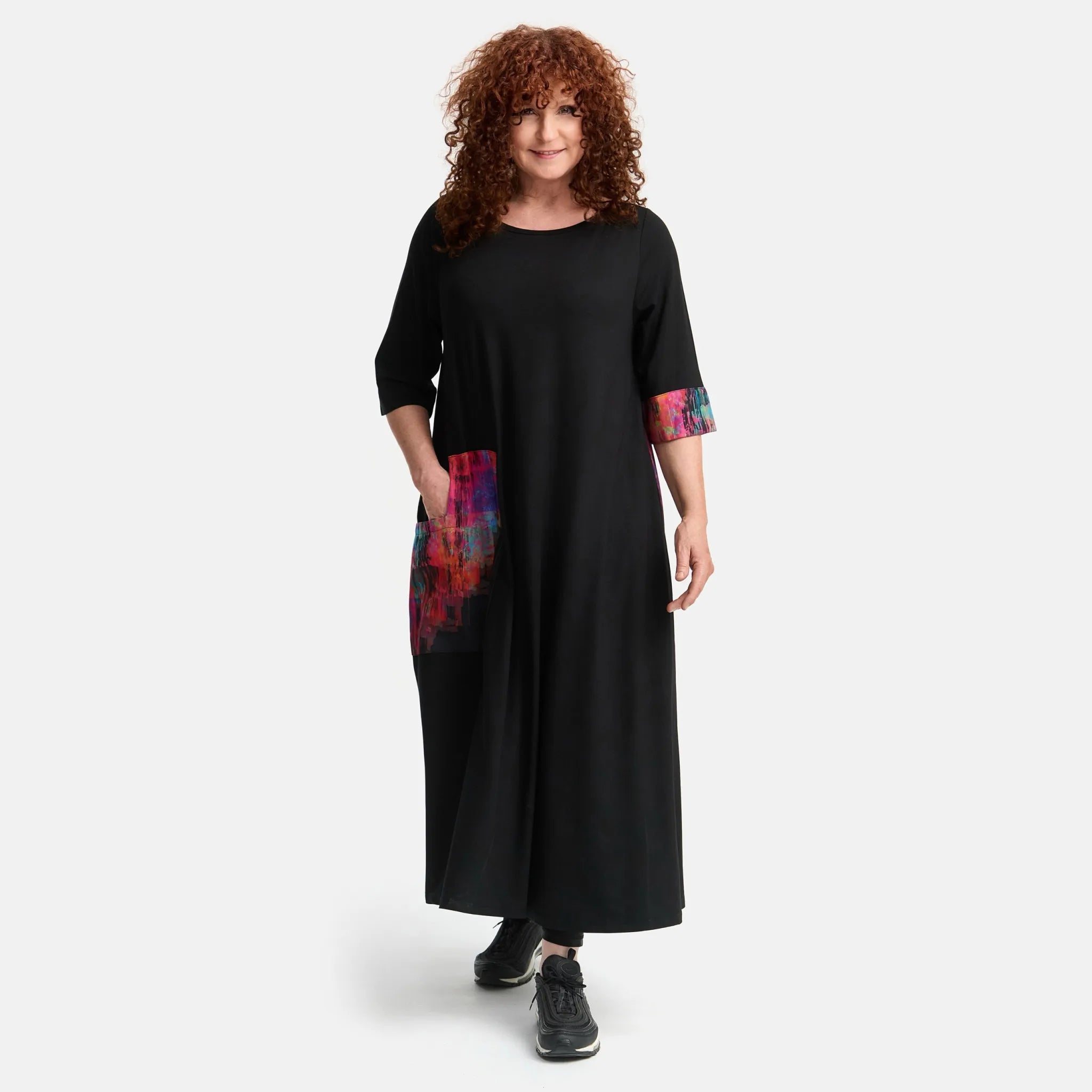  A-Form Kleid von Frenzi aus Viskose, F1515, Schwarz-Rot-Print, Schick, Modern, Bequem, Schick