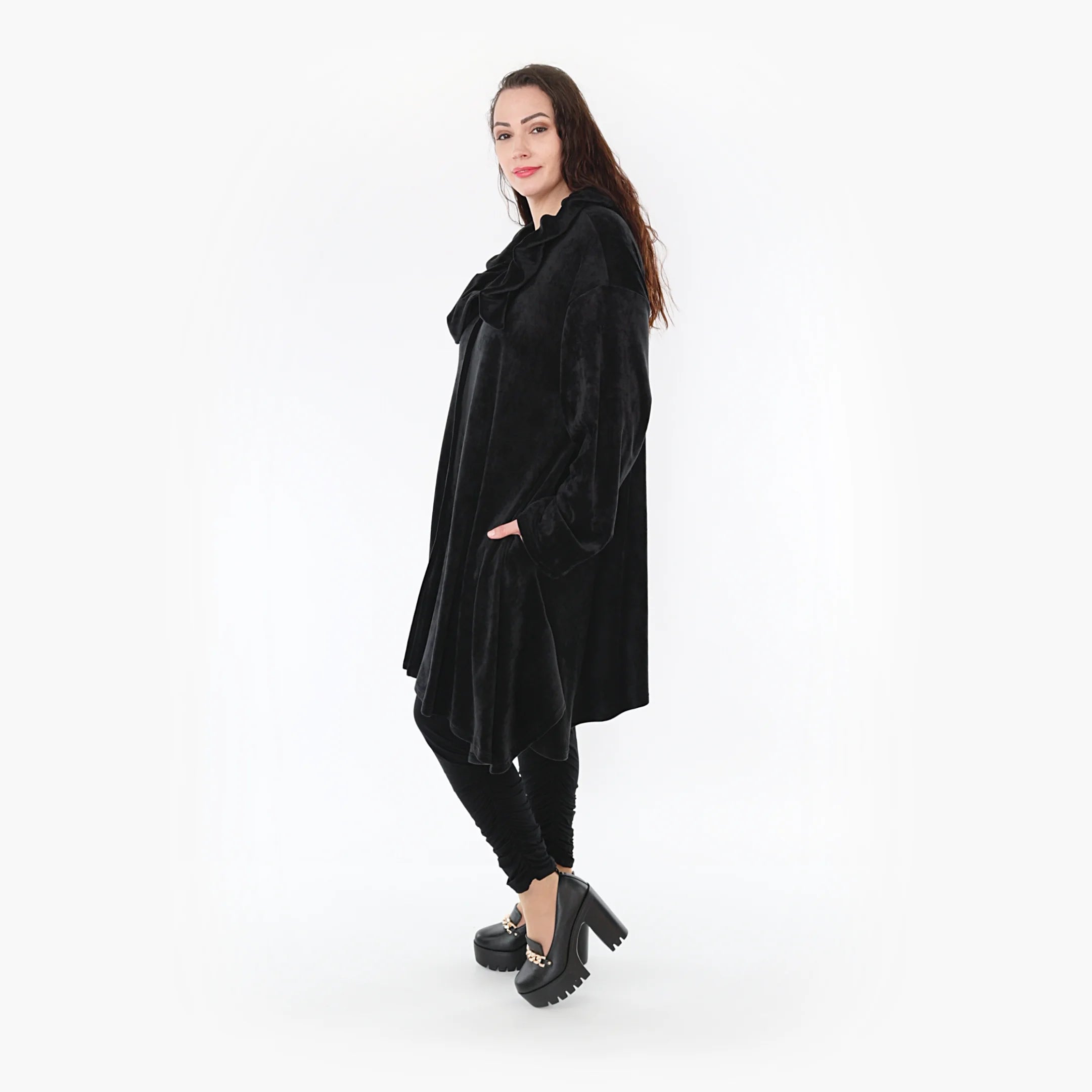  AKH Fashion Jacke in gerundeter Form, aus Polyester, 1368.05459, Schwarz, Schick, Modern
