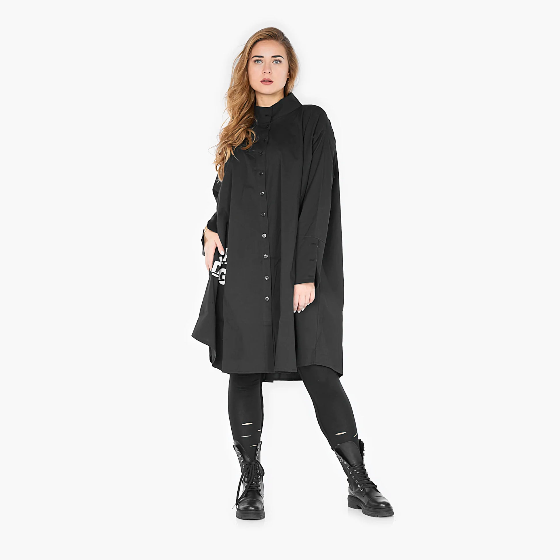  Raffinierte langärmelige Bluse in Schwarz aus hochwertiger Baumwolle für vielseitige Lagenlooks