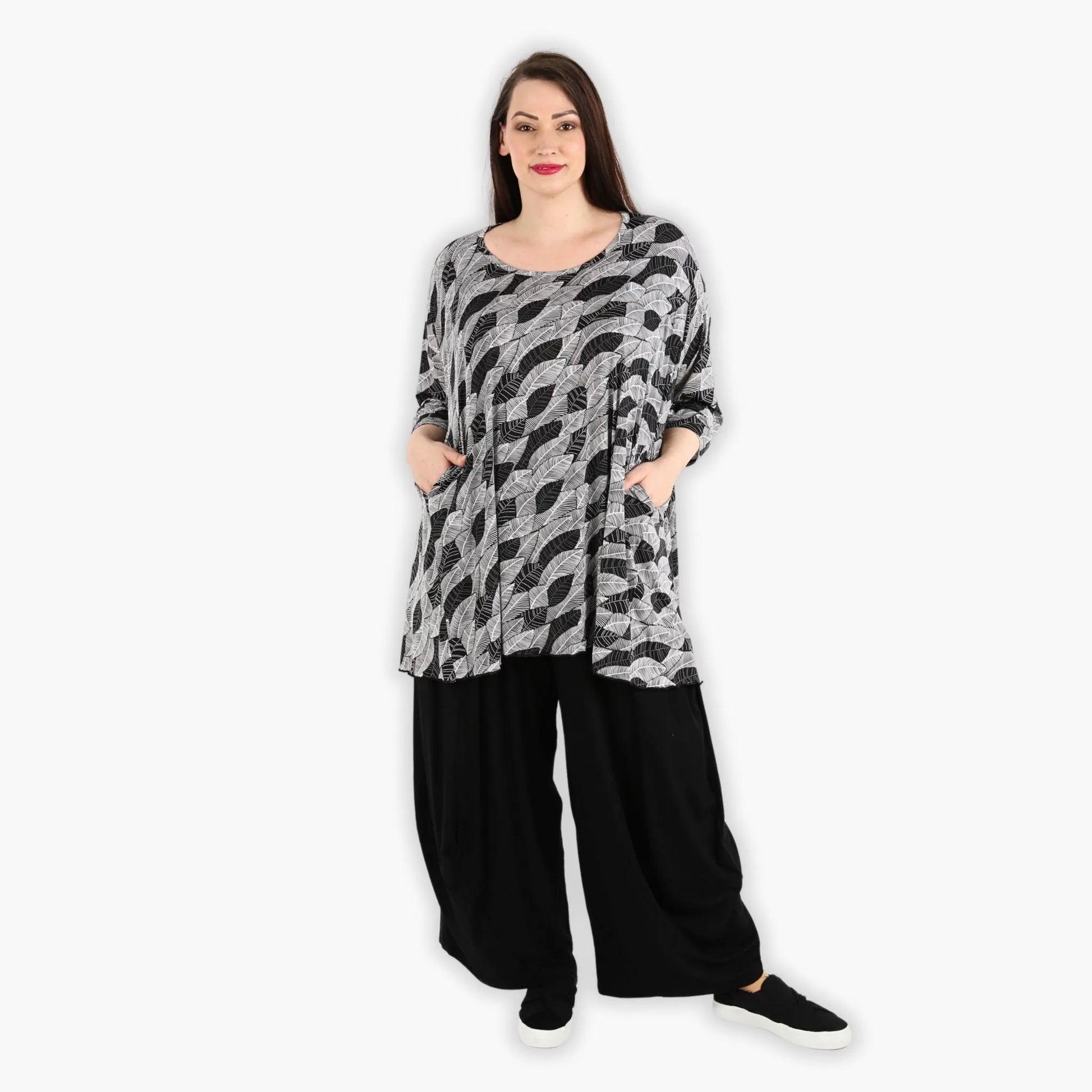  A-Form Bigshirt von AKH Fashion aus Viskose, 1287.00593, Schwarz-Weiß, Blumen, Ausgefallen