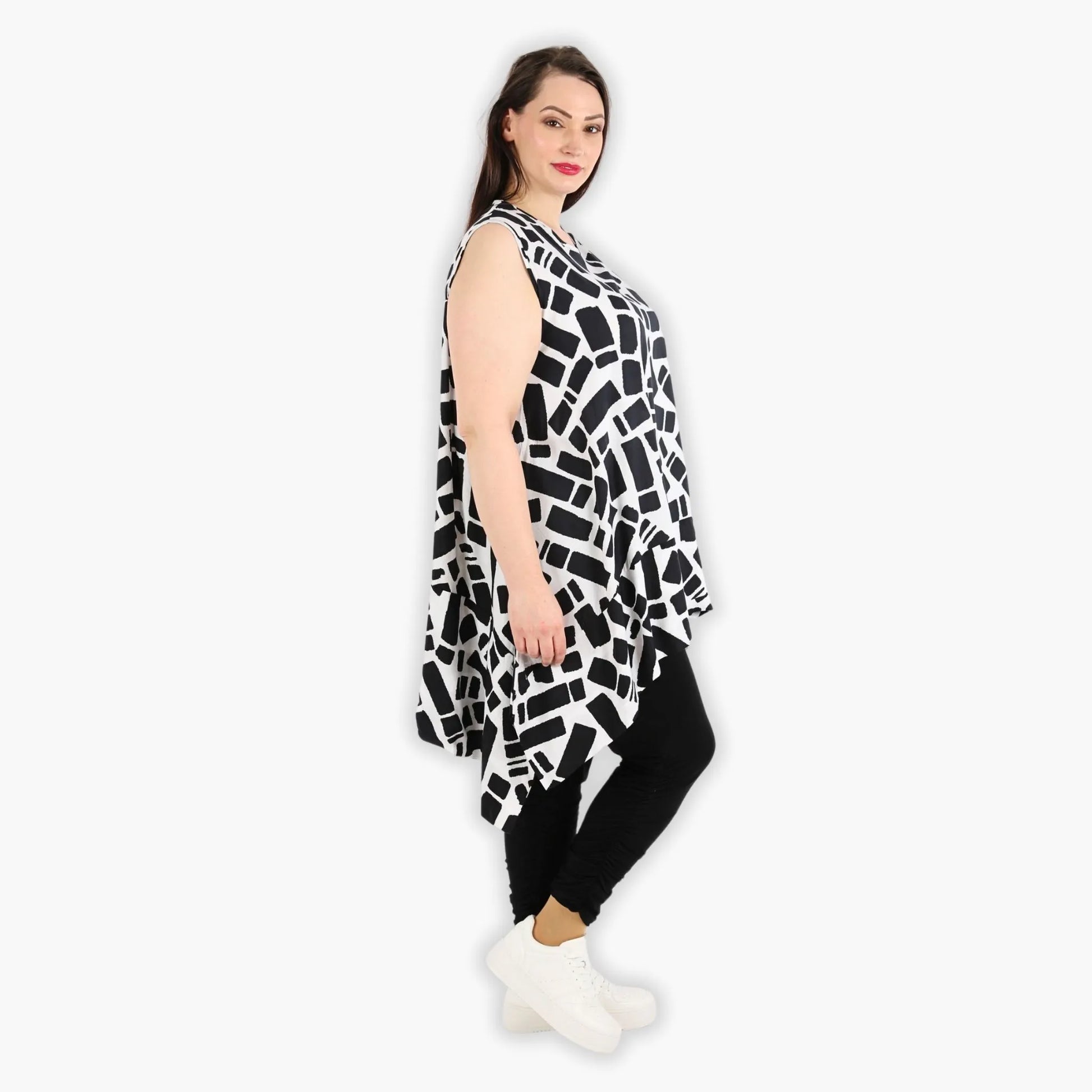  A-Form Tunika in elegantem Schwarz-Weiß aus leichter Viskose für lässige Plus Size Looks