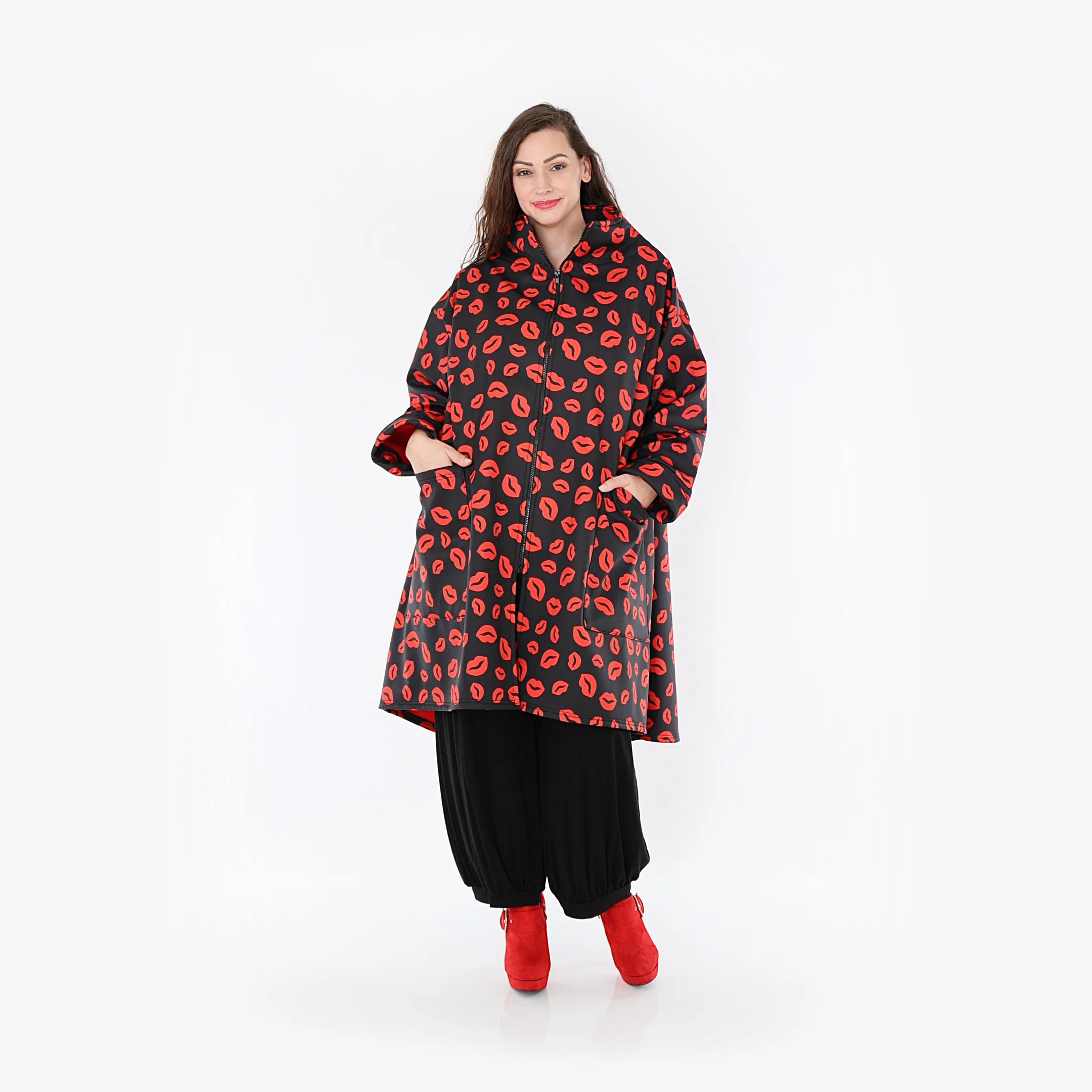  AKH Fashion Mantel in Vokuhila-Form, aus Polyester, 1379.02276, Schwarz-Rot, Muster