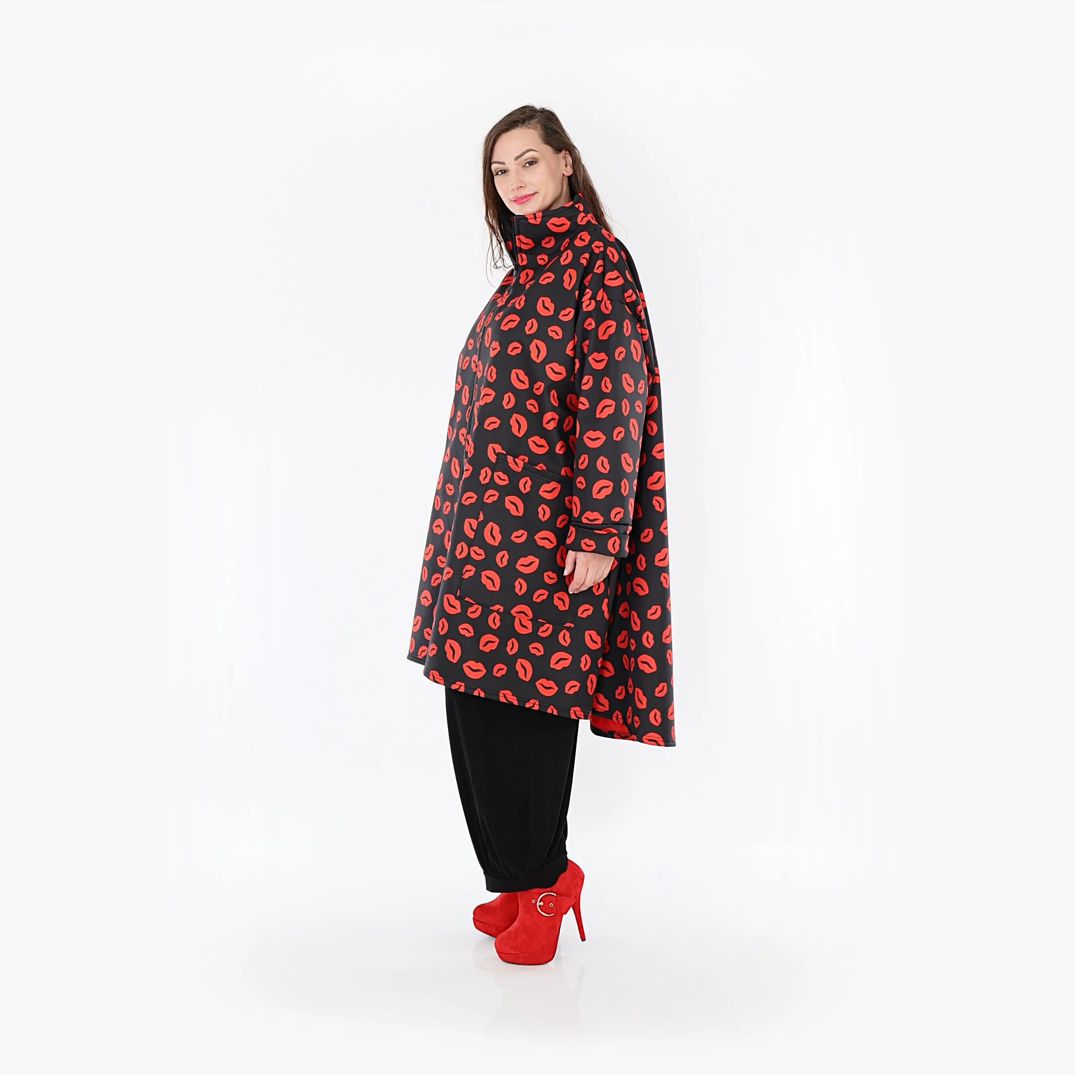  AKH Fashion Mantel in Vokuhila-Form, aus Polyester, 1379.02276, Schwarz-Rot, Muster