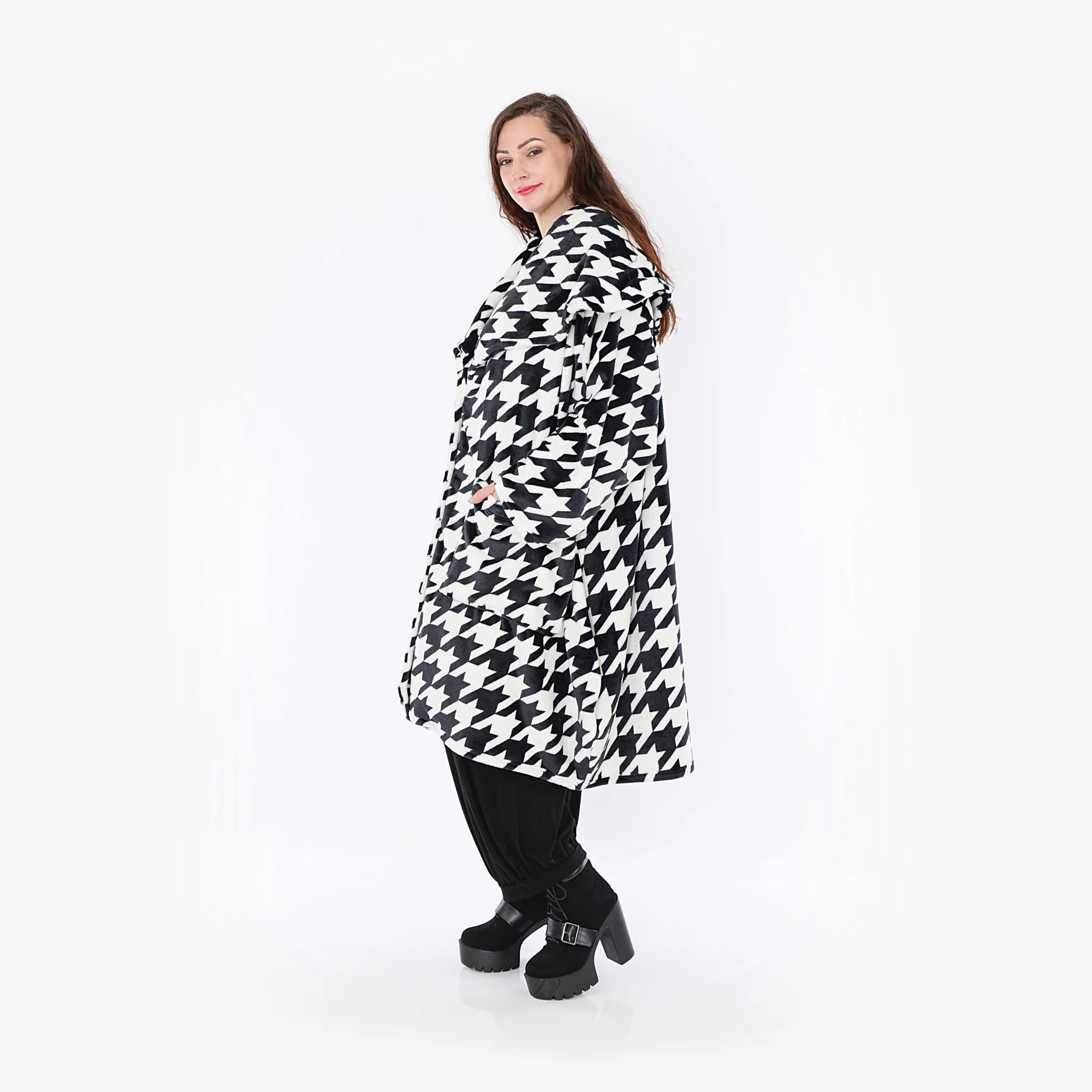 Ballonmantel von AKH Fashion aus Polyester, 1386.01776, Schwarz-Weiss, Hahnentritt