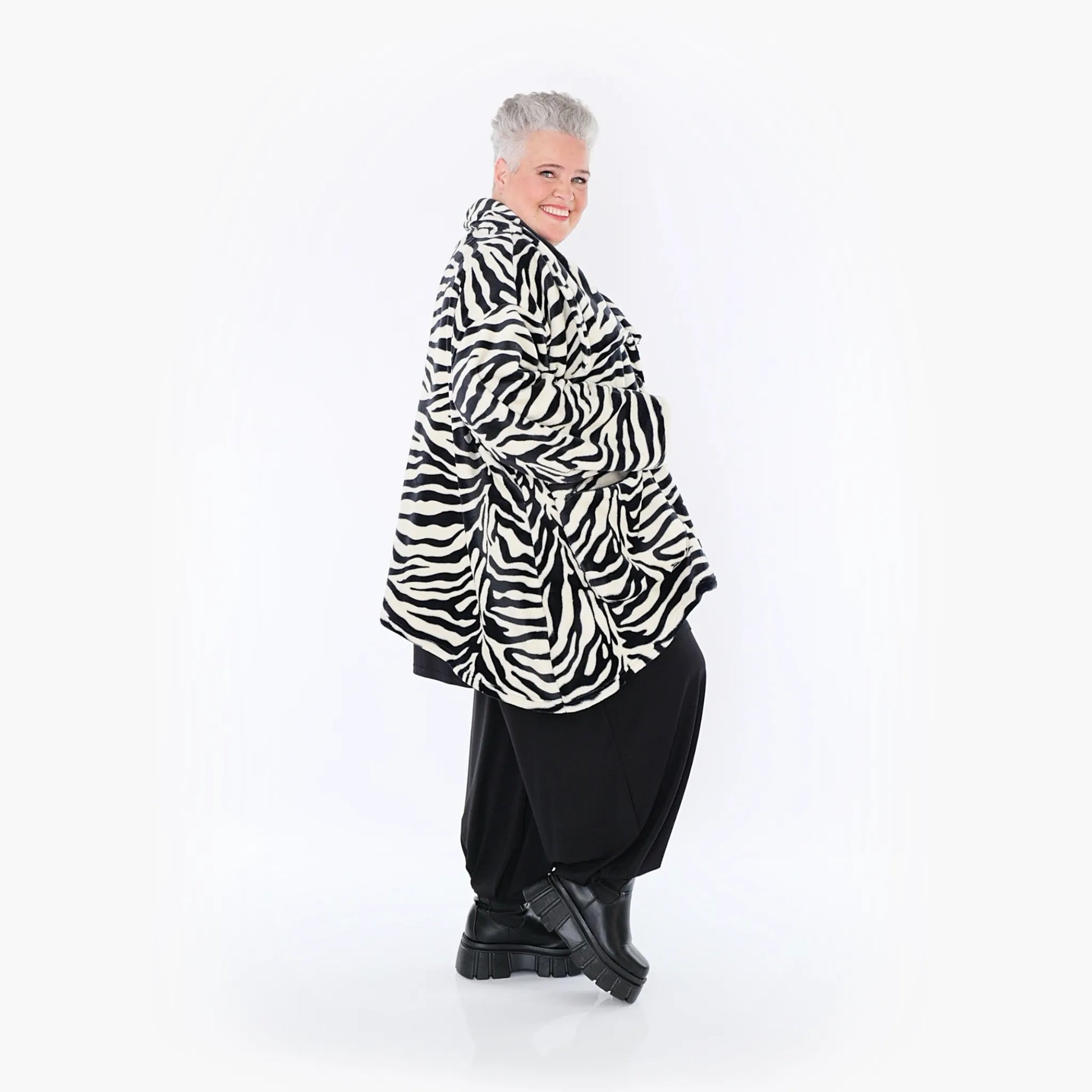  A-Form Jacke von AKH Fashion aus Polyester, 1401.06749, Ecru-Schwarz, Zebra, Schick