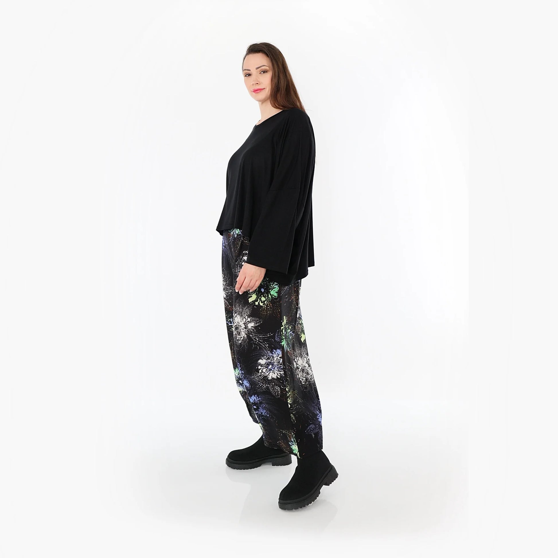  Marlene Hose von AKH Fashion aus Viskose, 1491.07070, Schwarz/Blau/Multi, Blumen, Schick