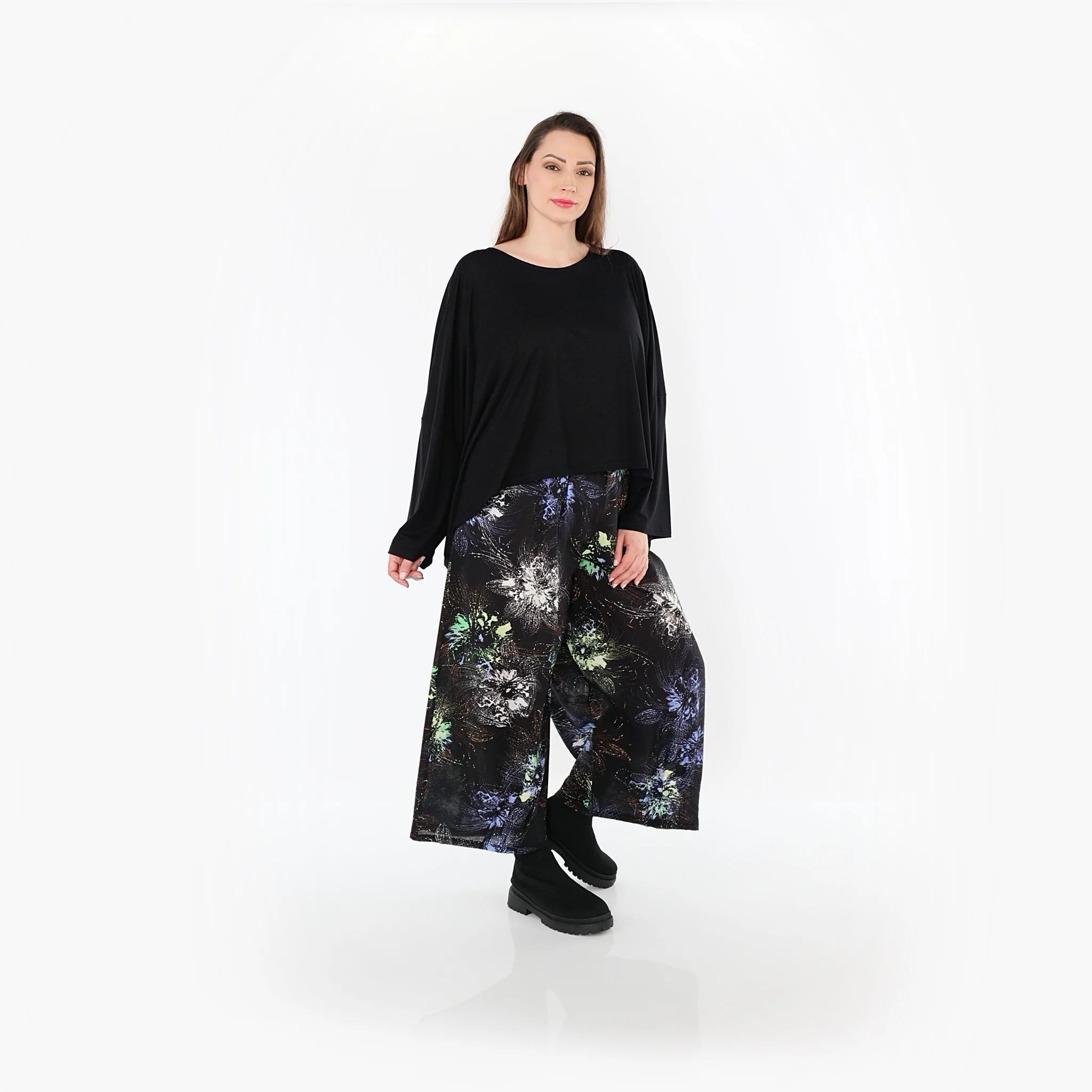  Marlene Hose von AKH Fashion aus Viskose, 1491.07070, Schwarz/Blau/Multi, Blumen, Schick