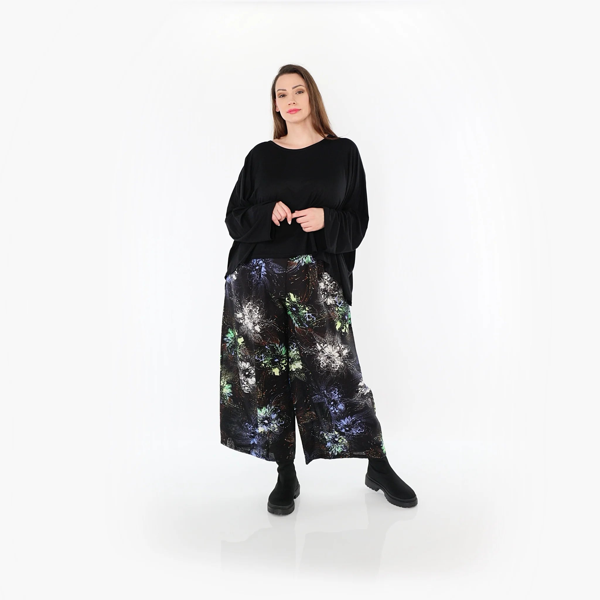  Marlene Hose von AKH Fashion aus Viskose, 1491.07070, Schwarz/Blau/Multi, Blumen, Schick