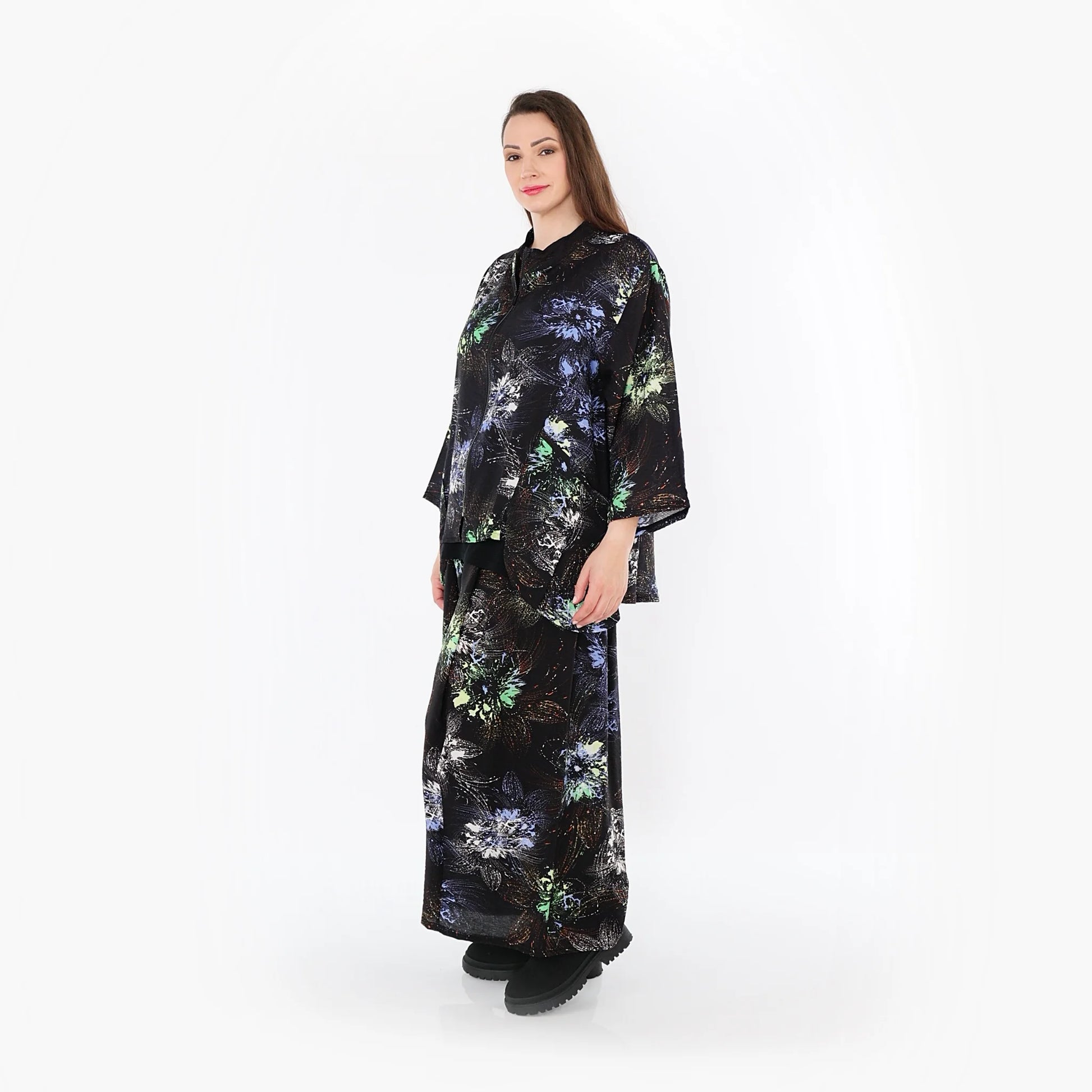  A-Form Jacke von AKH Fashion aus Viskose, 1491.06939, Schwarz/Blau/Multi, Blumen, Schick