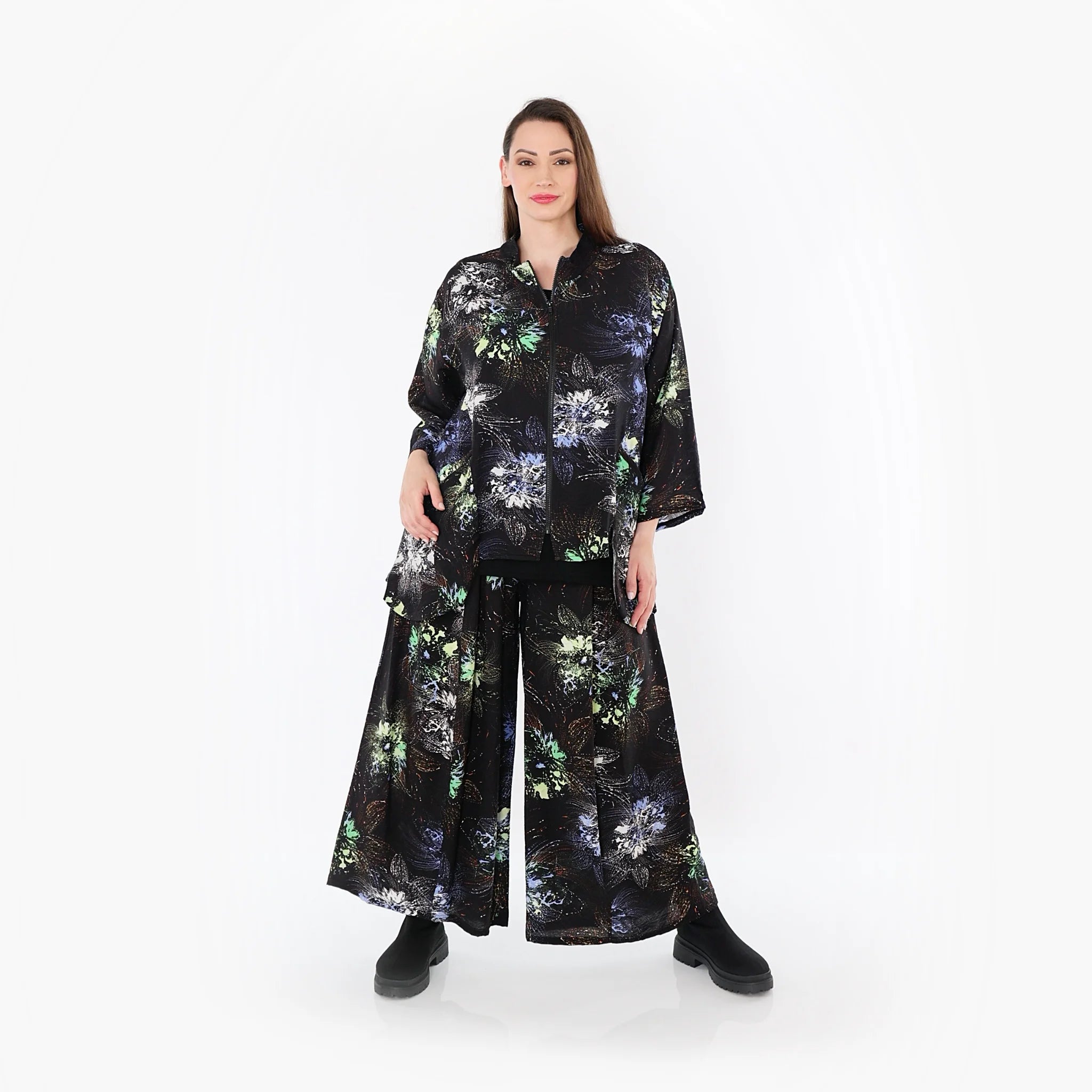  A-Form Jacke von AKH Fashion aus Viskose, 1491.06939, Schwarz/Blau/Multi, Blumen, Schick