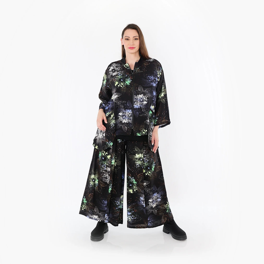  A-Form Jacke von AKH Fashion aus Viskose, 1491.06939, Schwarz/Blau/Multi, Blumen, Schick