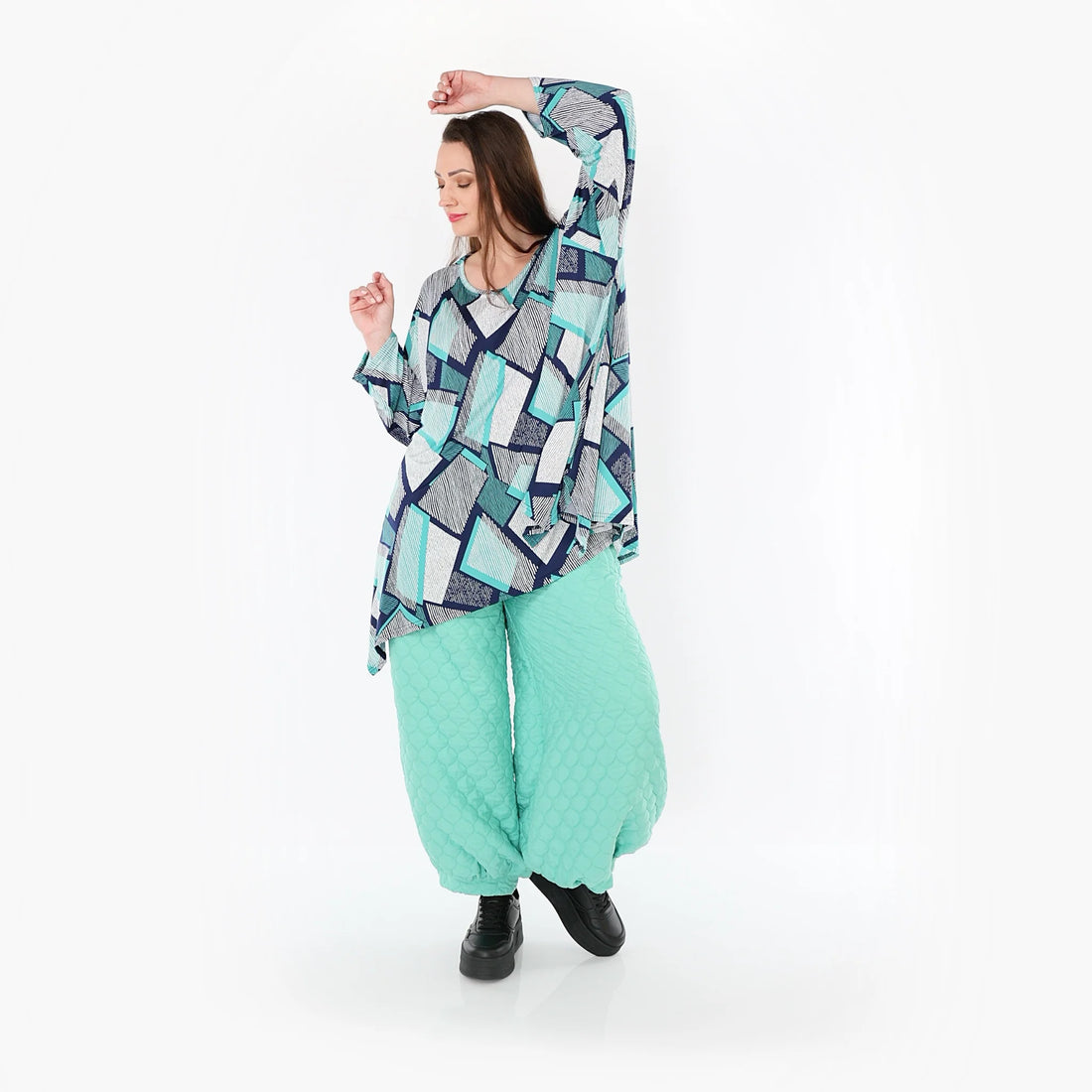  A-Form Bigshirt von AKH Fashion aus Materialmix, 1511.01019, Grün/Weiß/Marine, Abstrakt
