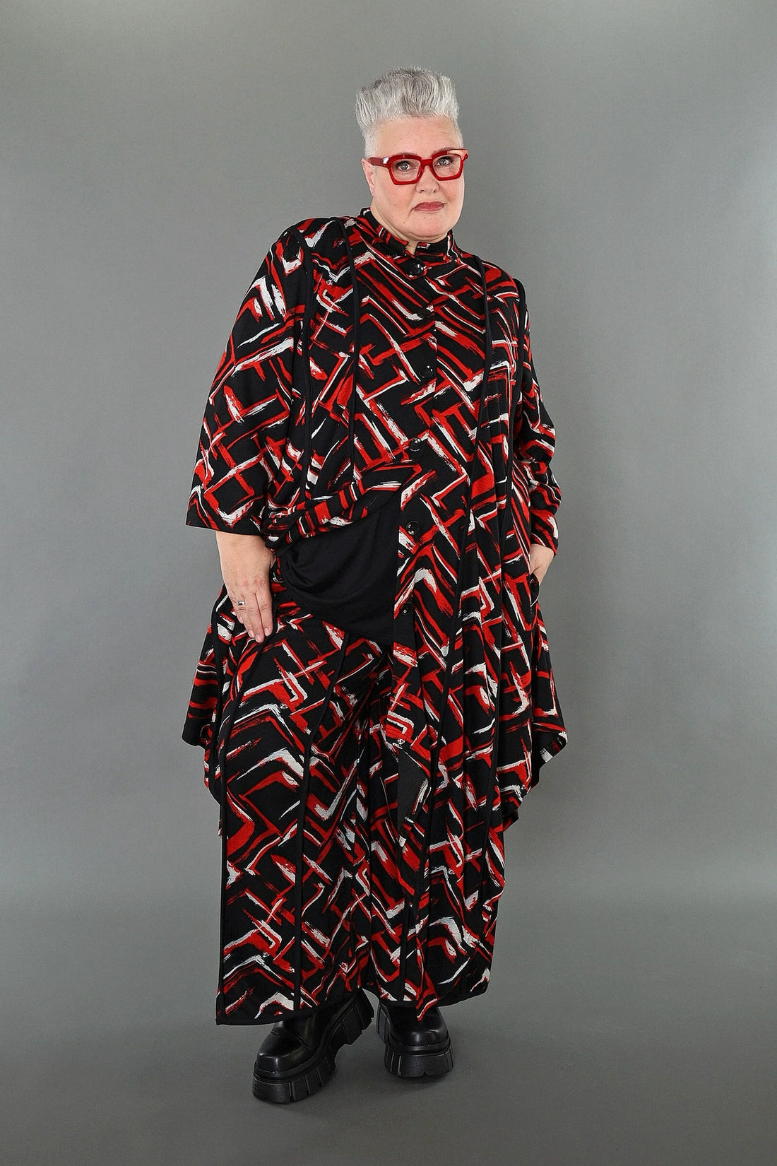  Zipfel Bluse von AKH Fashion aus Viskose, 1517.07129, Schwarz/Rot/Weiß, Pinselstrich