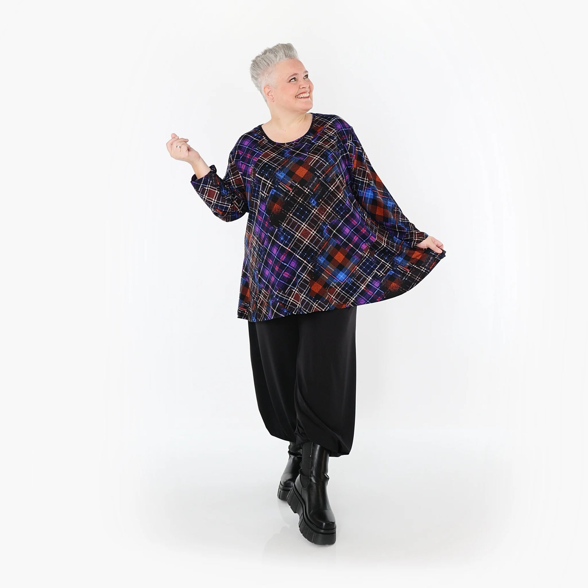  AKH Fashion Bigshirt in Glocken-Form, aus Viskose, 1518.01892, Multicolor/Blau, Kariert, Schick