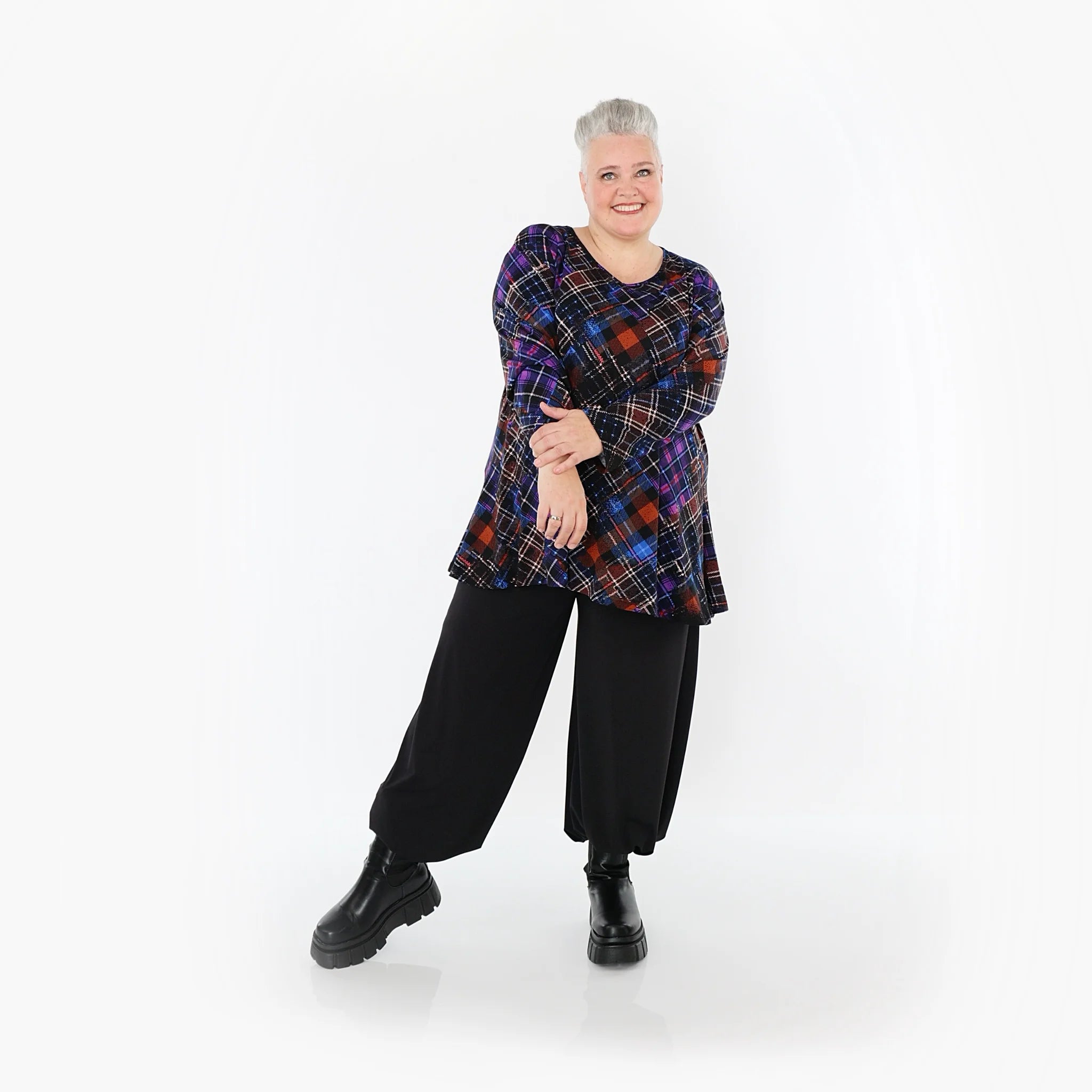  AKH Fashion Bigshirt in Glocken-Form, aus Viskose, 1518.01892, Multicolor/Blau, Kariert, Schick