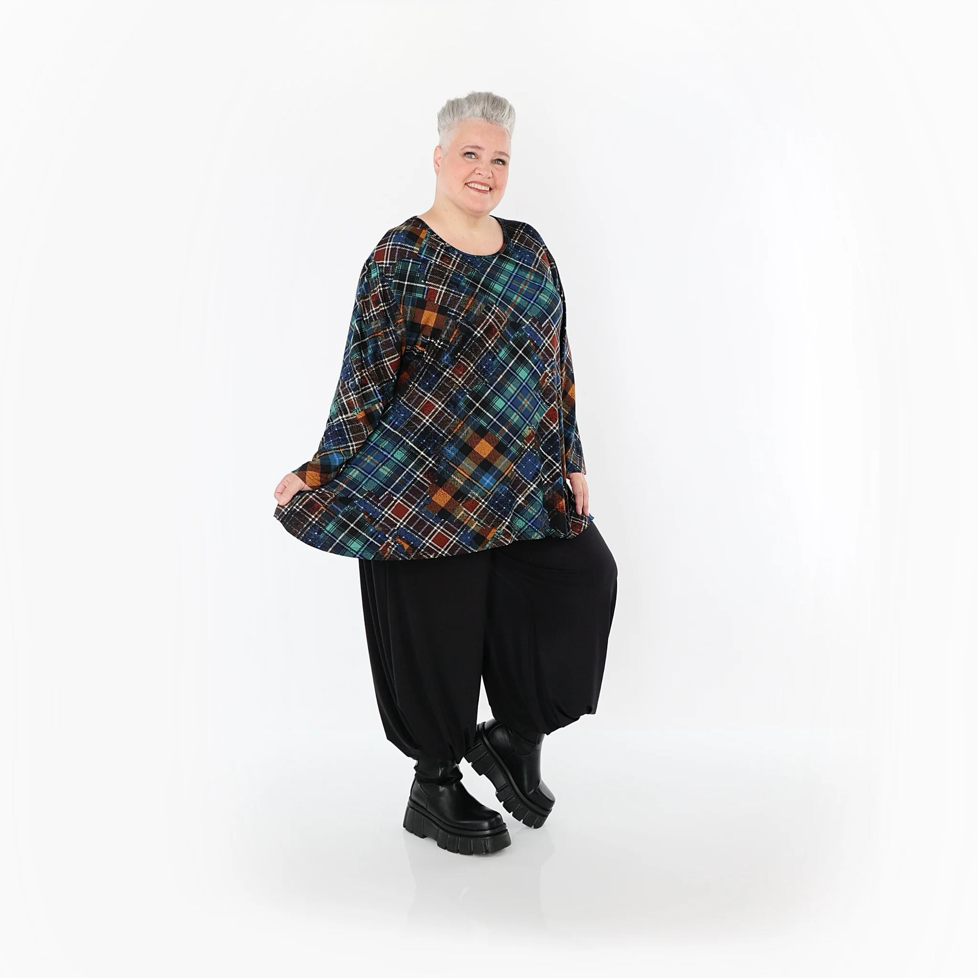  AKH Fashion Bigshirt in Glocken-Form, aus Viskose, 1518.01892, Multicolor/Grün, Kariert, Schick